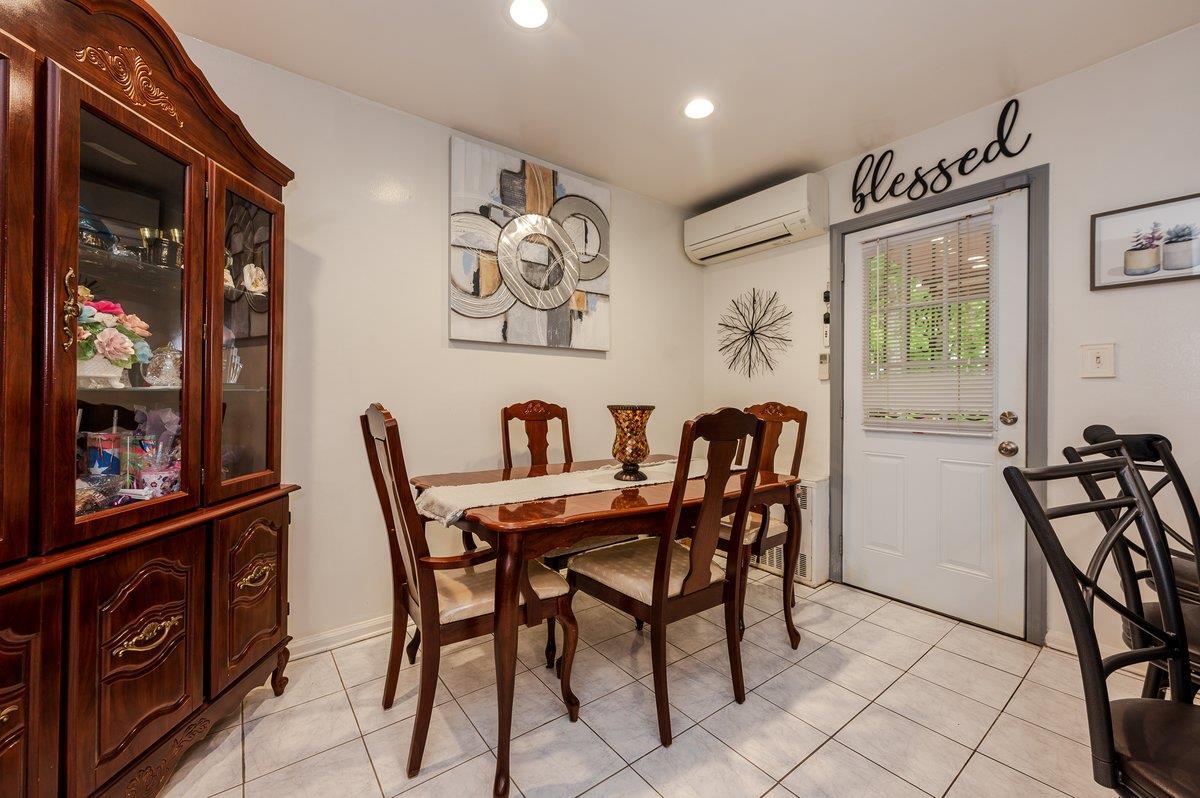 Single Family Stedman  Bronx, NY 10469, MLS-864514-5