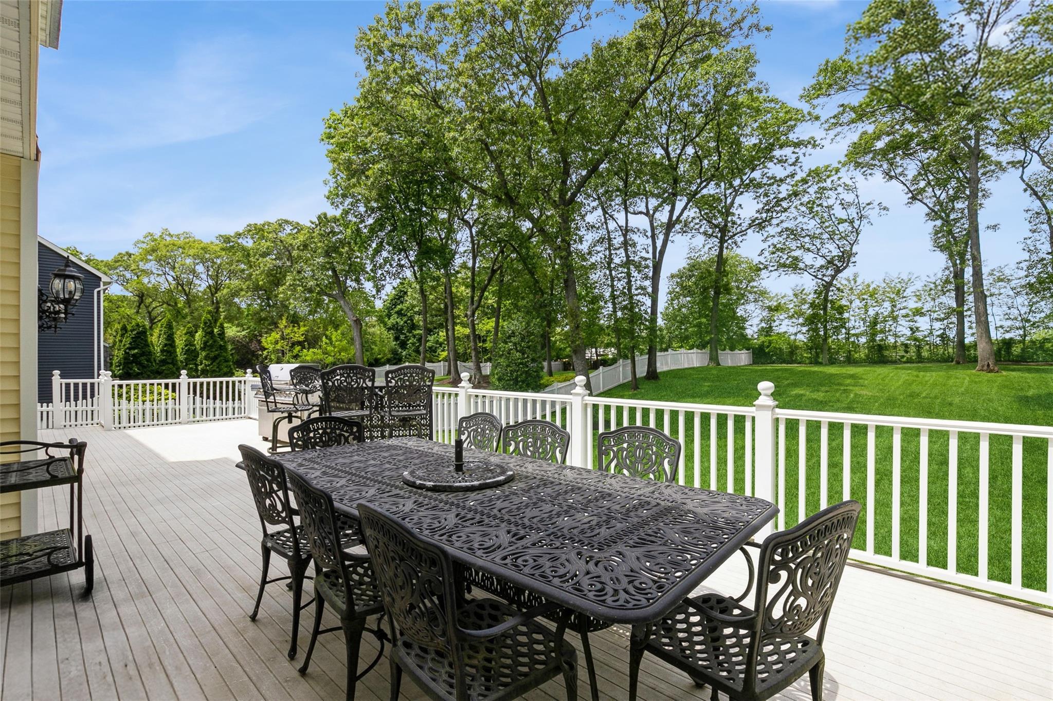 Single Family Lawrence  Suffolk County, NY 11754, MLS-864530-29