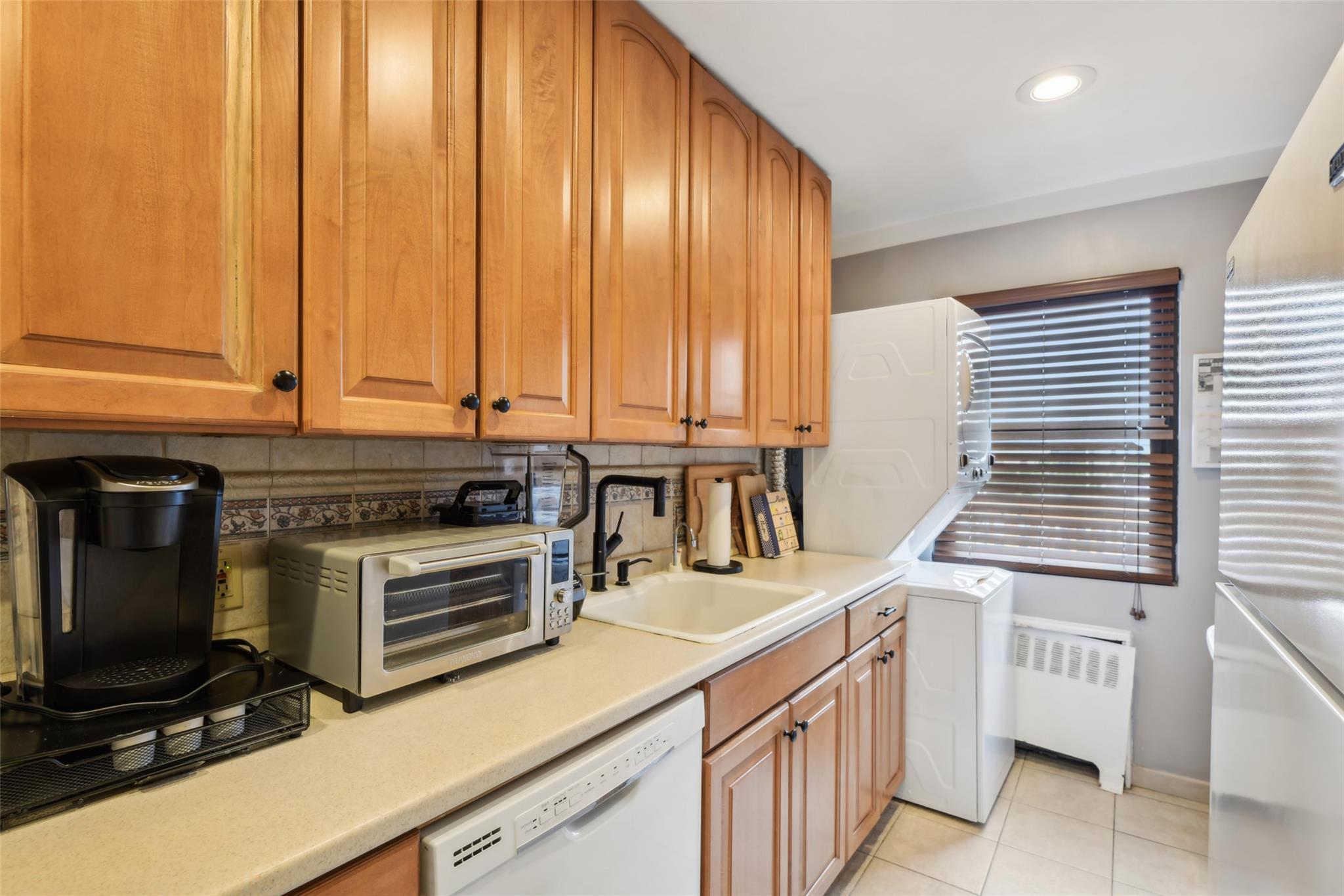 Coop East Broadway  Nassau County, NY 11557, MLS-864545-6