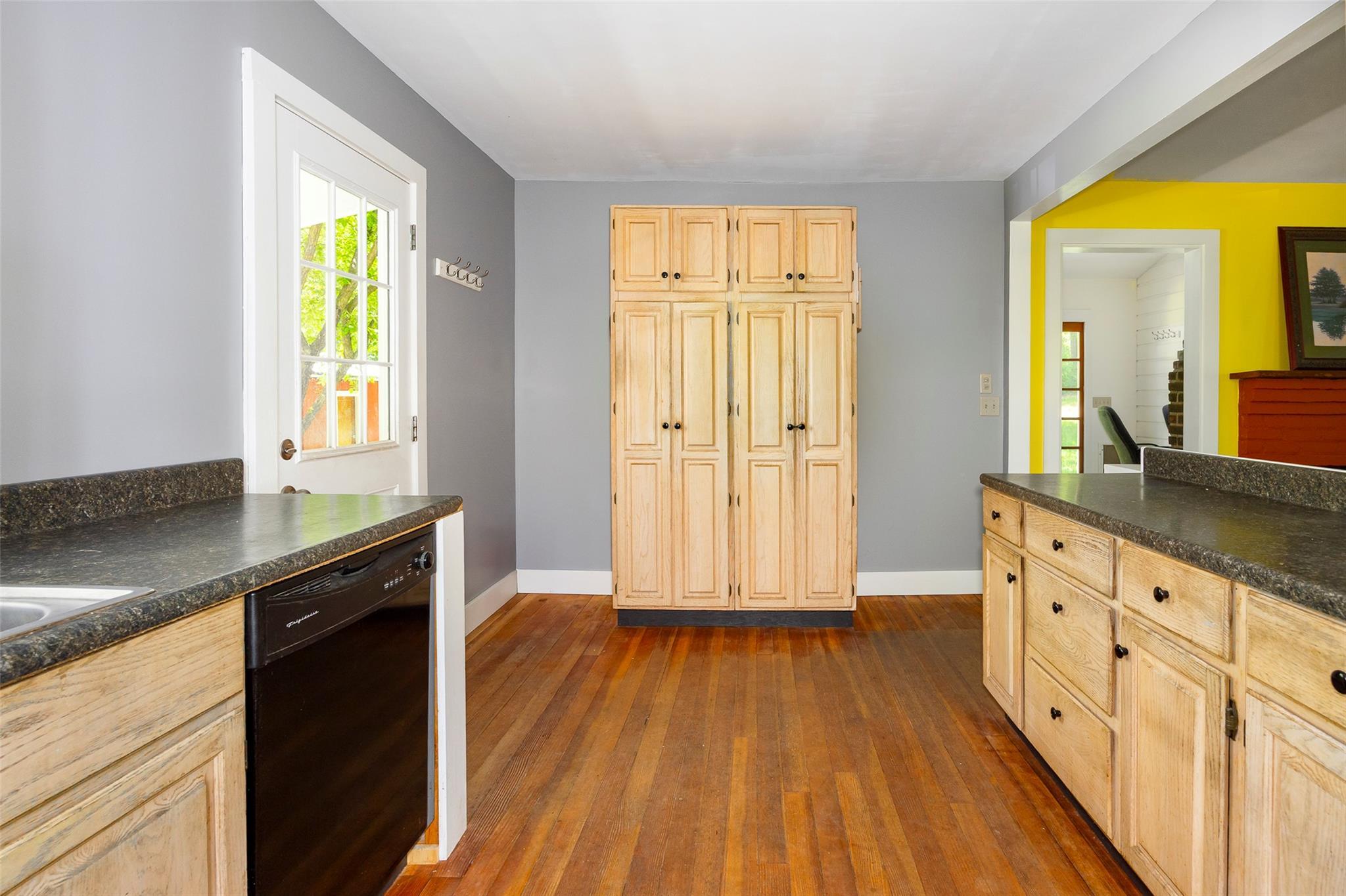 Single Family Near  Columbia County, NY 12571, MLS-864578-20