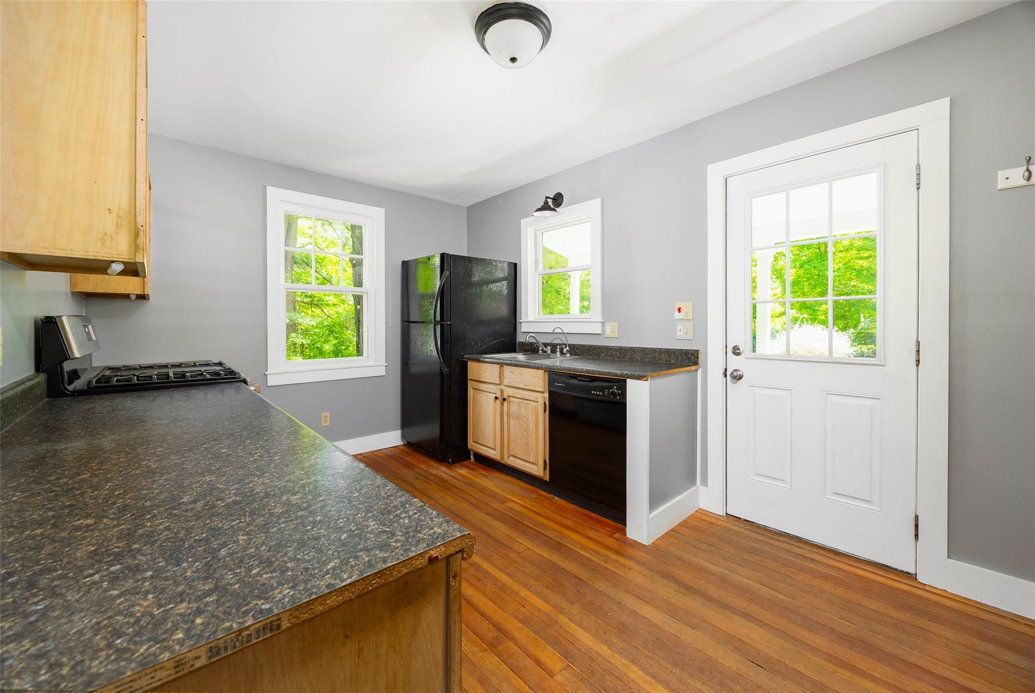 Single Family Near  Columbia County, NY 12571, MLS-864578-21