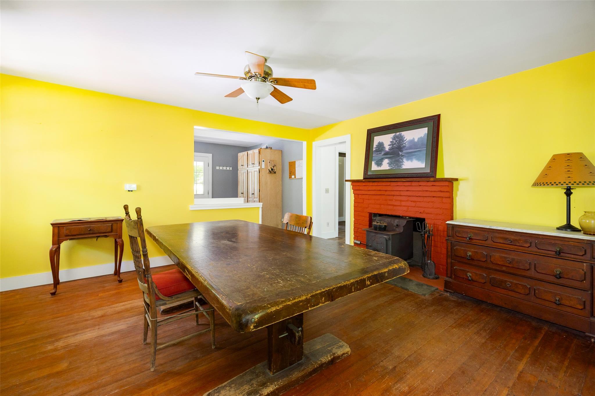 Single Family Near  Columbia County, NY 12571, MLS-864578-22