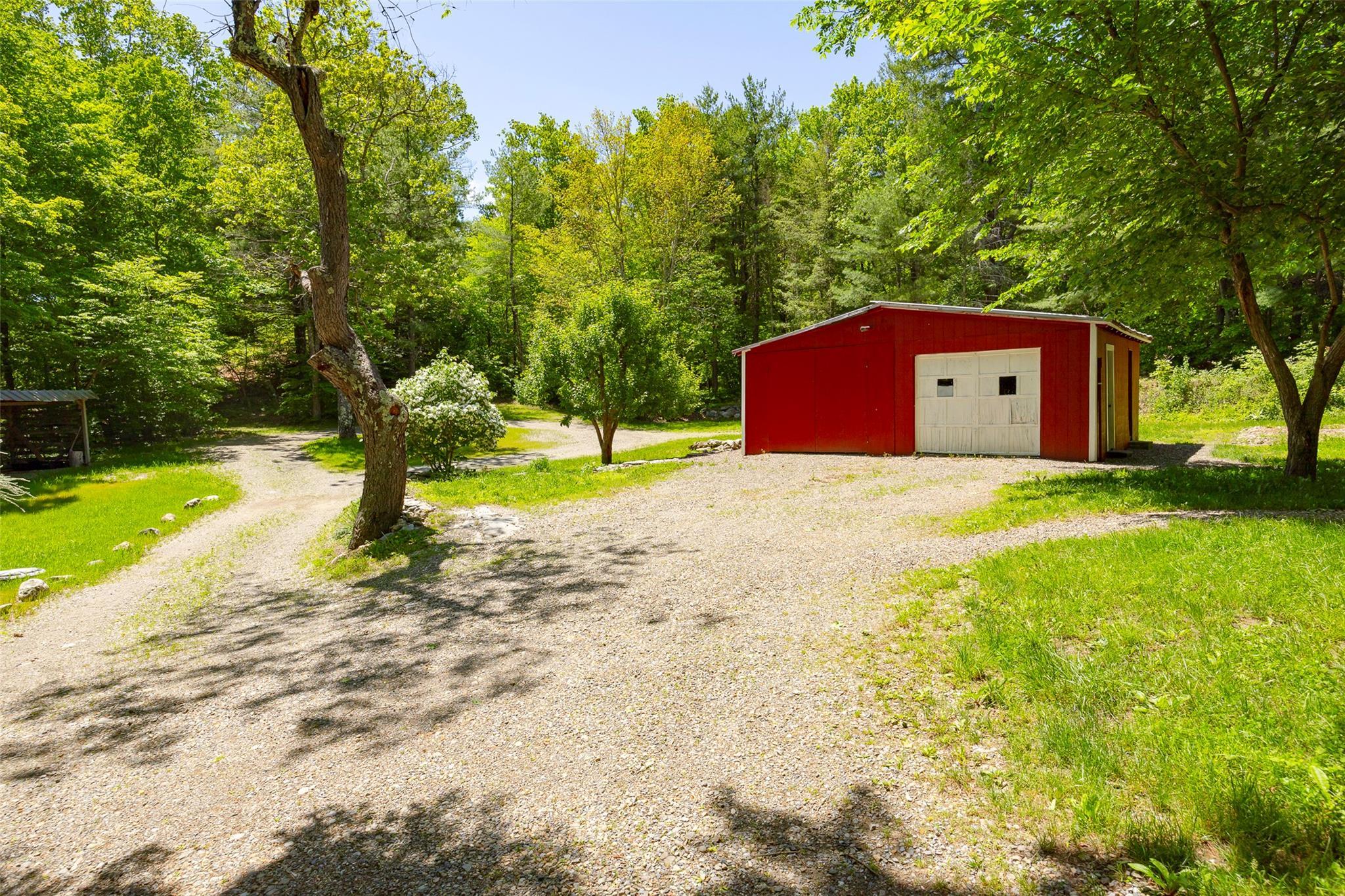 Single Family Near  Columbia County, NY 12571, MLS-864578-5