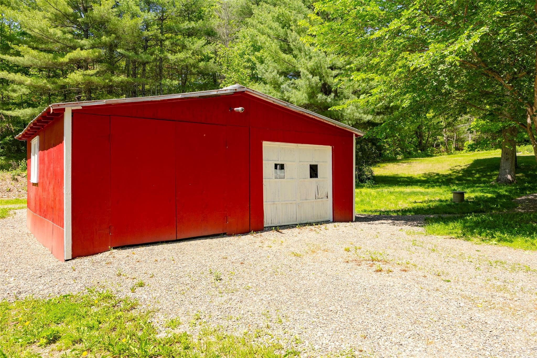 Single Family Near  Columbia County, NY 12571, MLS-864578-7