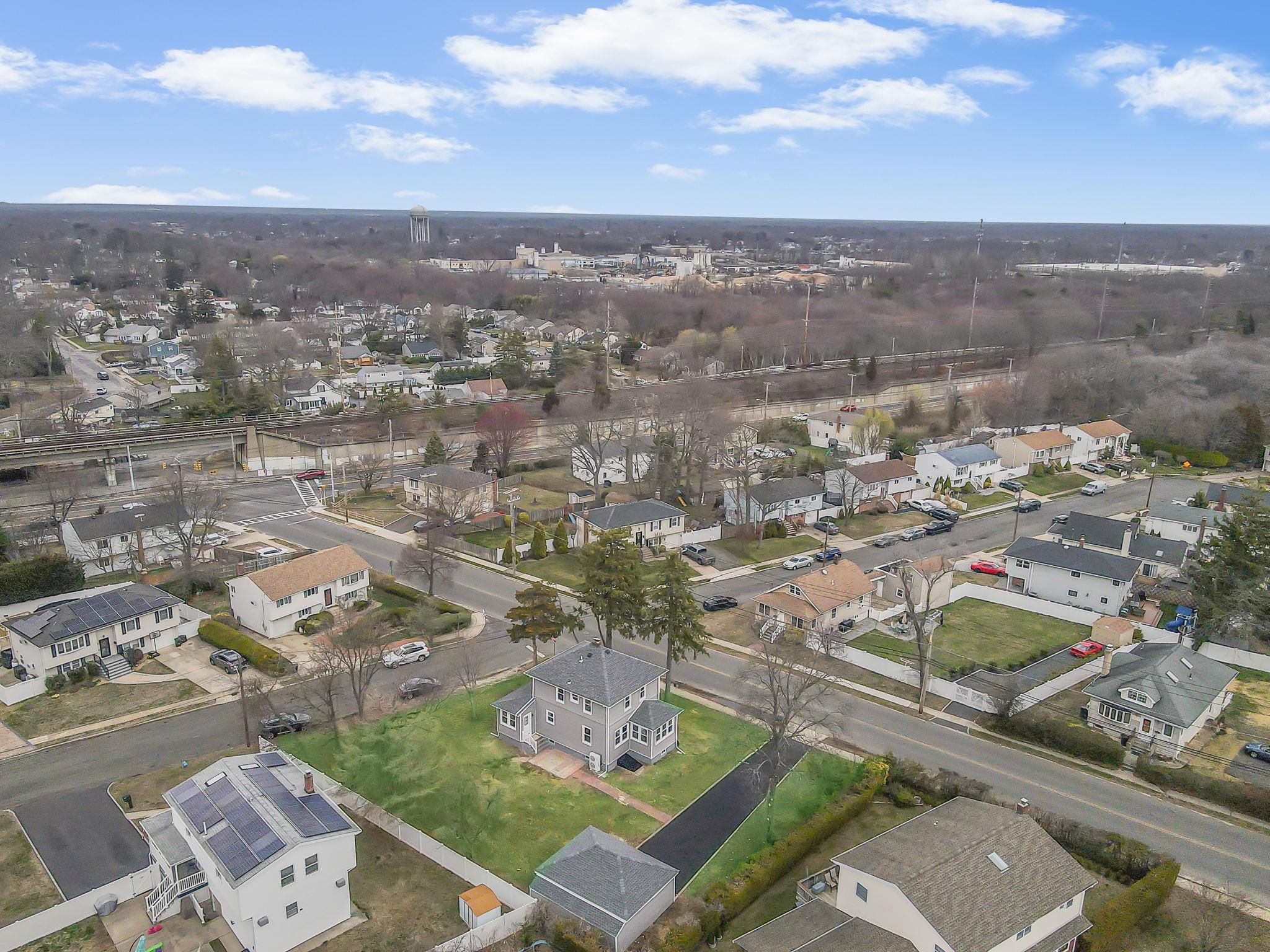 Single Family Park  Suffolk County, NY 11757, MLS-864601-29