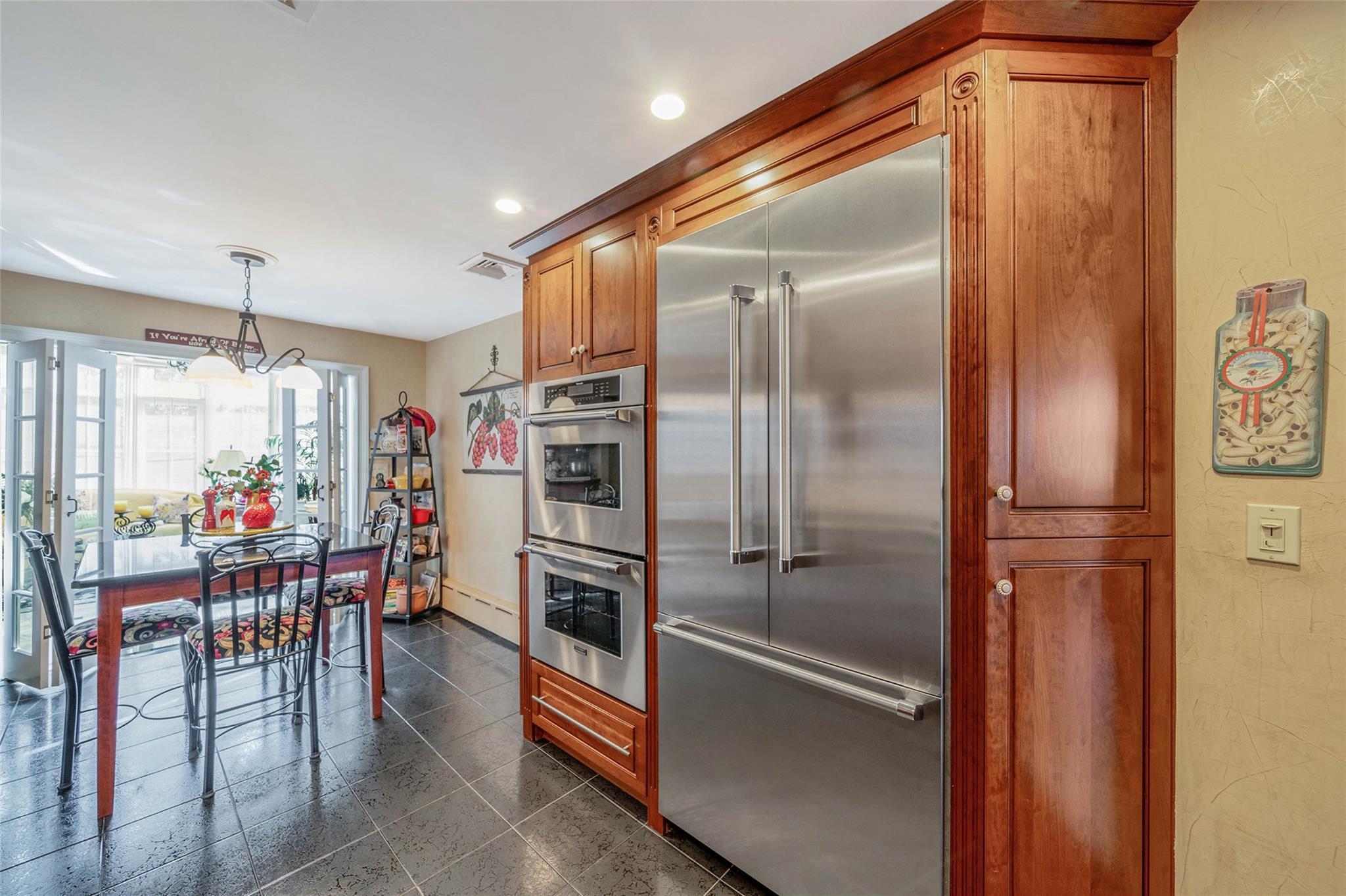 Single Family Mark  Nassau County, NY 11509, MLS-864605-10