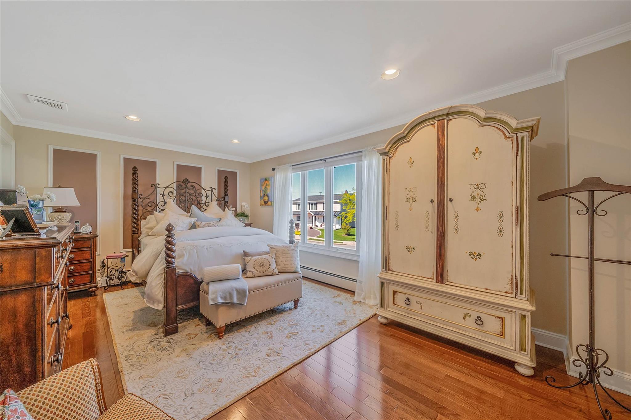 Single Family Mark  Nassau County, NY 11509, MLS-864605-20