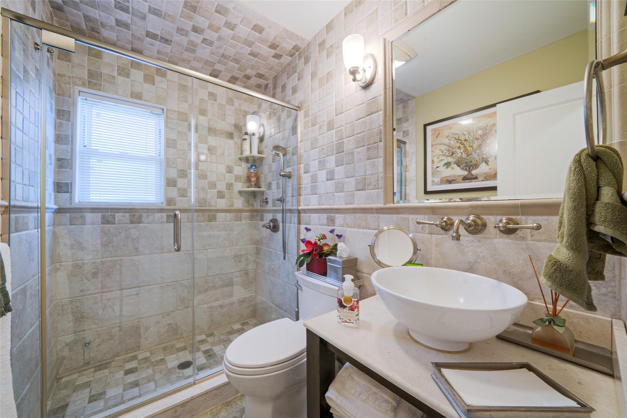 Single Family Mark  Nassau County, NY 11509, MLS-864605-37