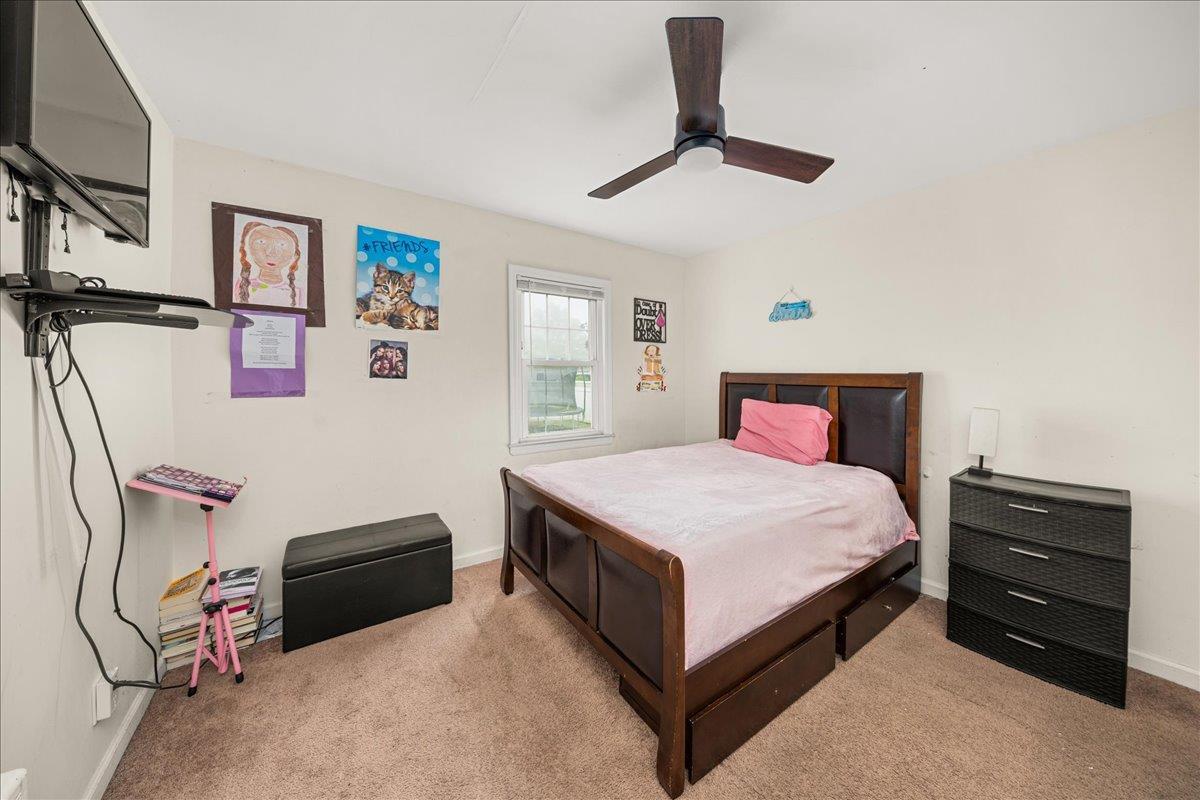 Single Family De Mott  Nassau County, NY 11510, MLS-864613-11