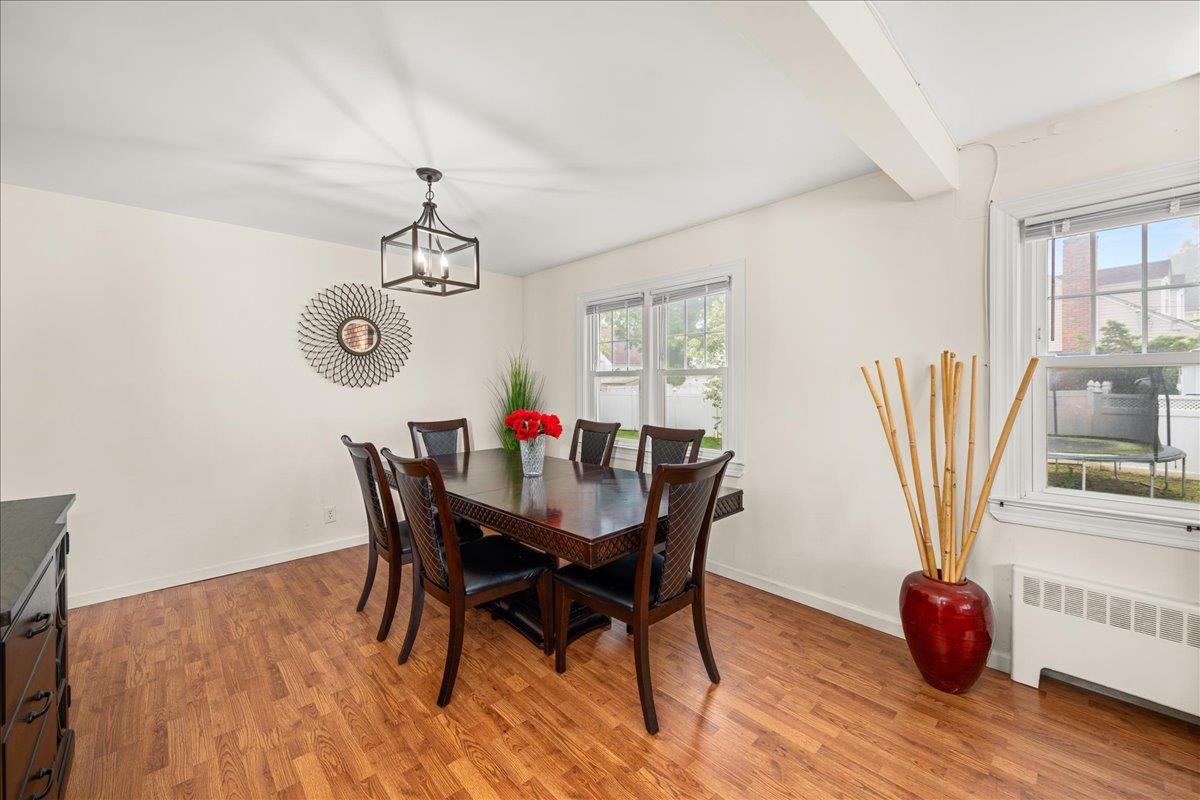 Single Family De Mott  Nassau County, NY 11510, MLS-864613-7