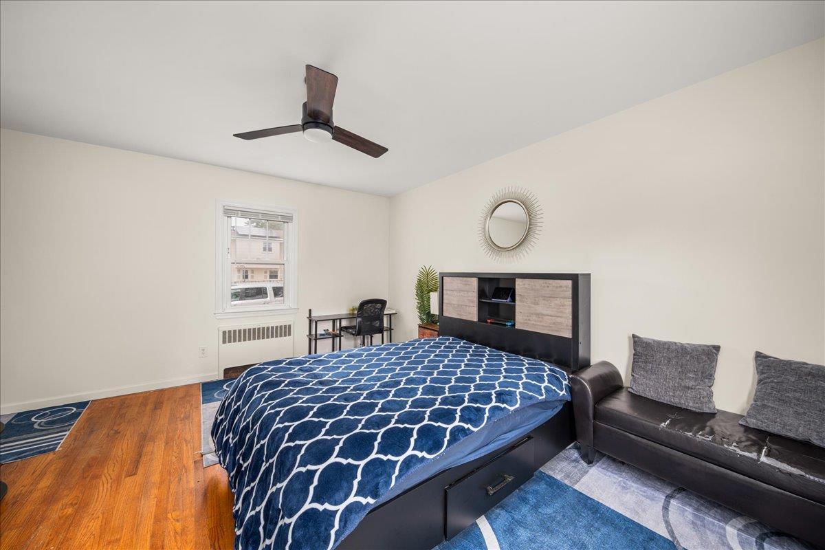 Single Family De Mott  Nassau County, NY 11510, MLS-864613-8