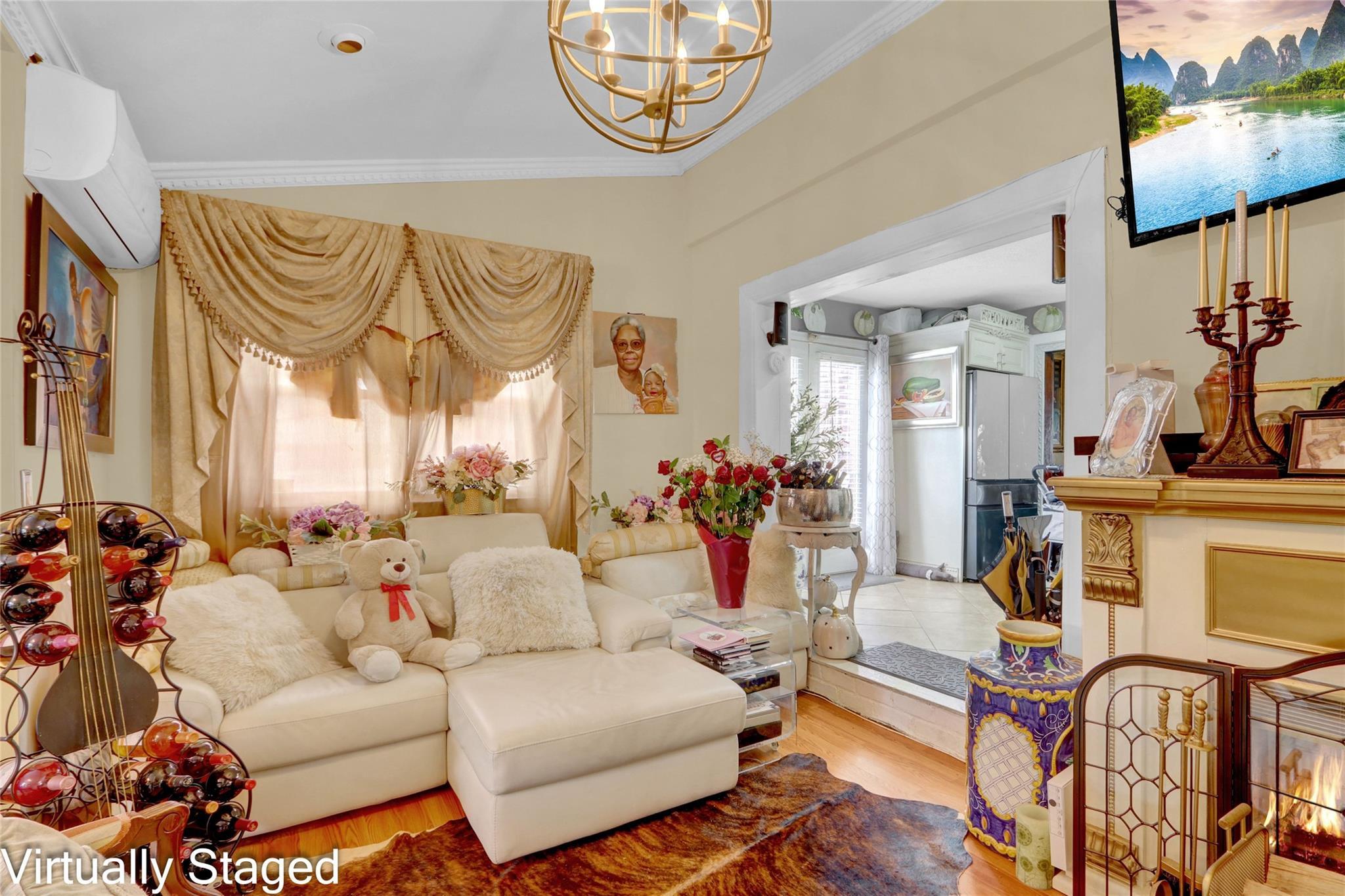 Single Family Crystal  Nassau County, NY 11003, MLS-864622-10