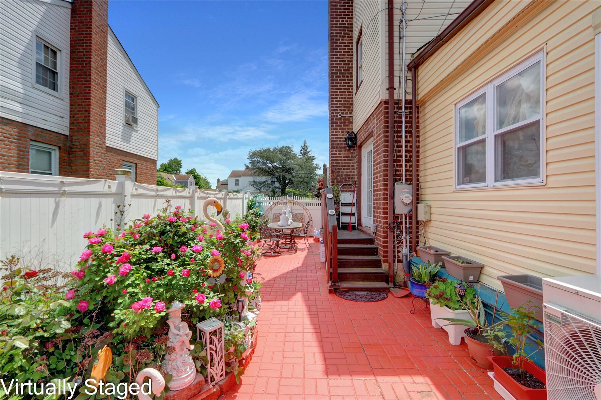 Single Family Crystal  Nassau County, NY 11003, MLS-864622-28