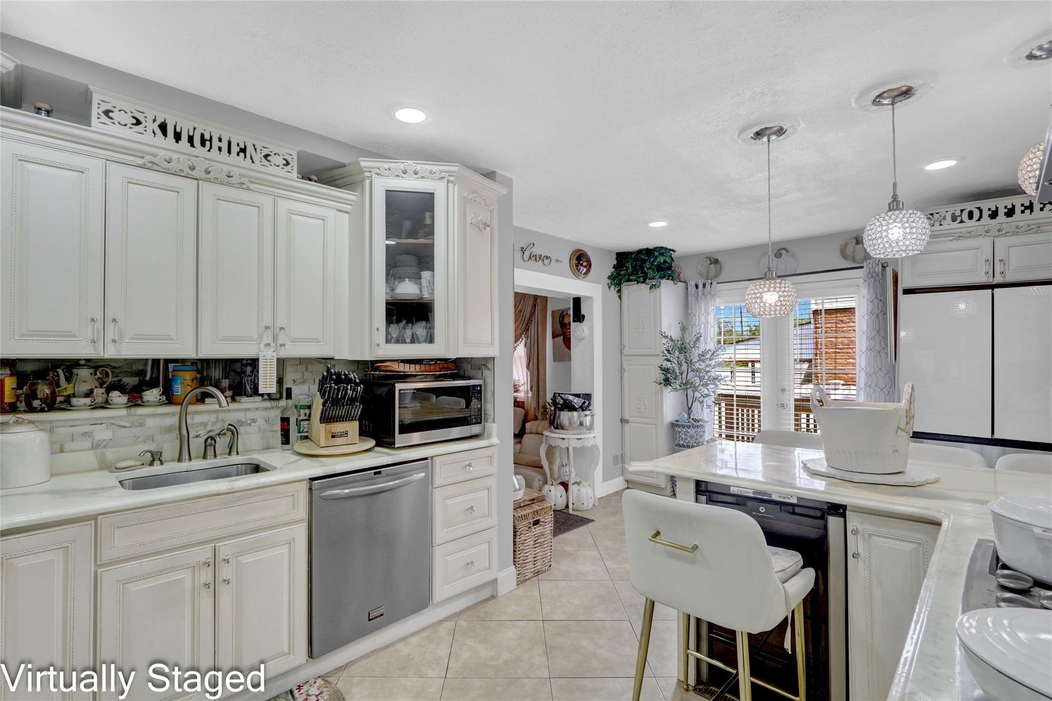 Single Family Crystal  Nassau County, NY 11003, MLS-864622-3