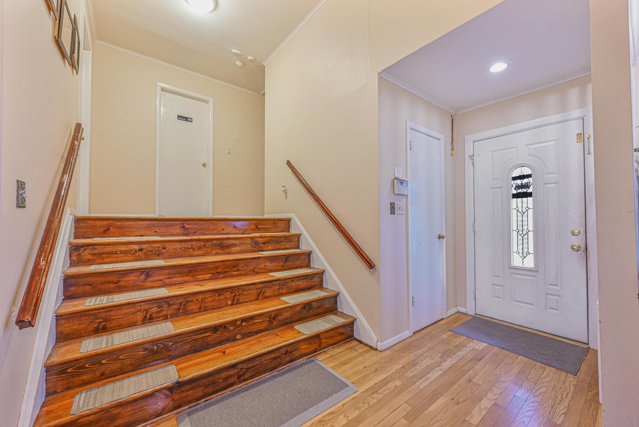 Single Family Birch  Nassau County, NY 11040, MLS-864646-4