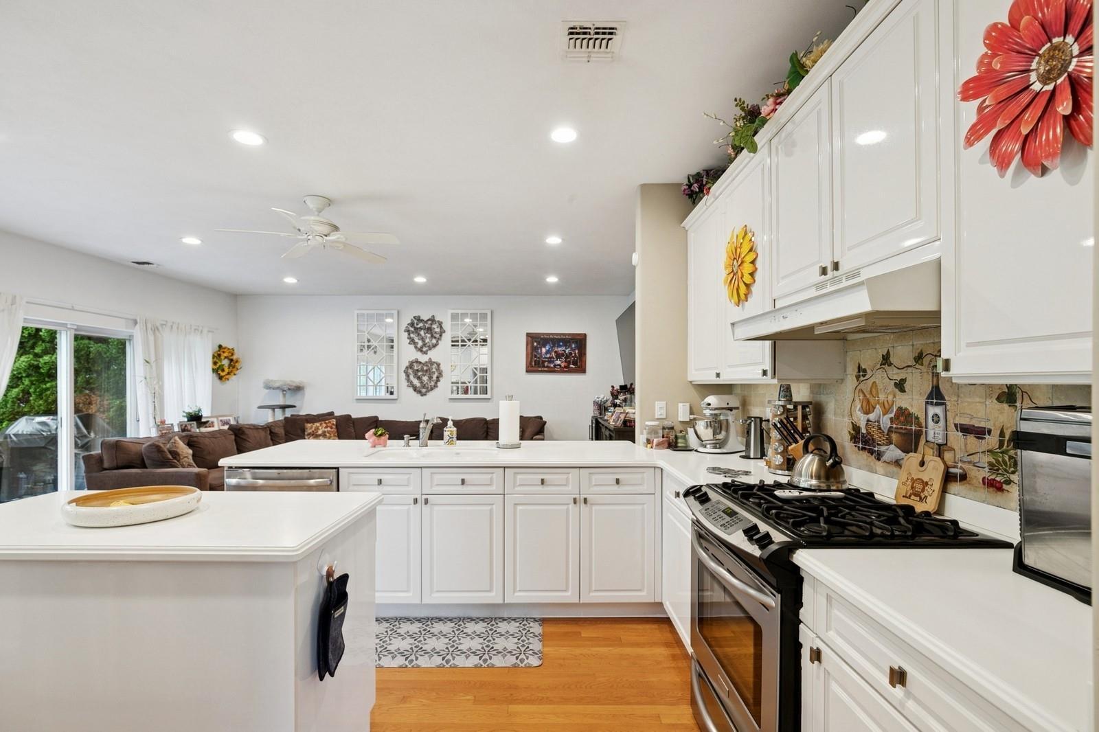 Single Family Windwatch  Suffolk County, NY 11788, MLS-864656-10
