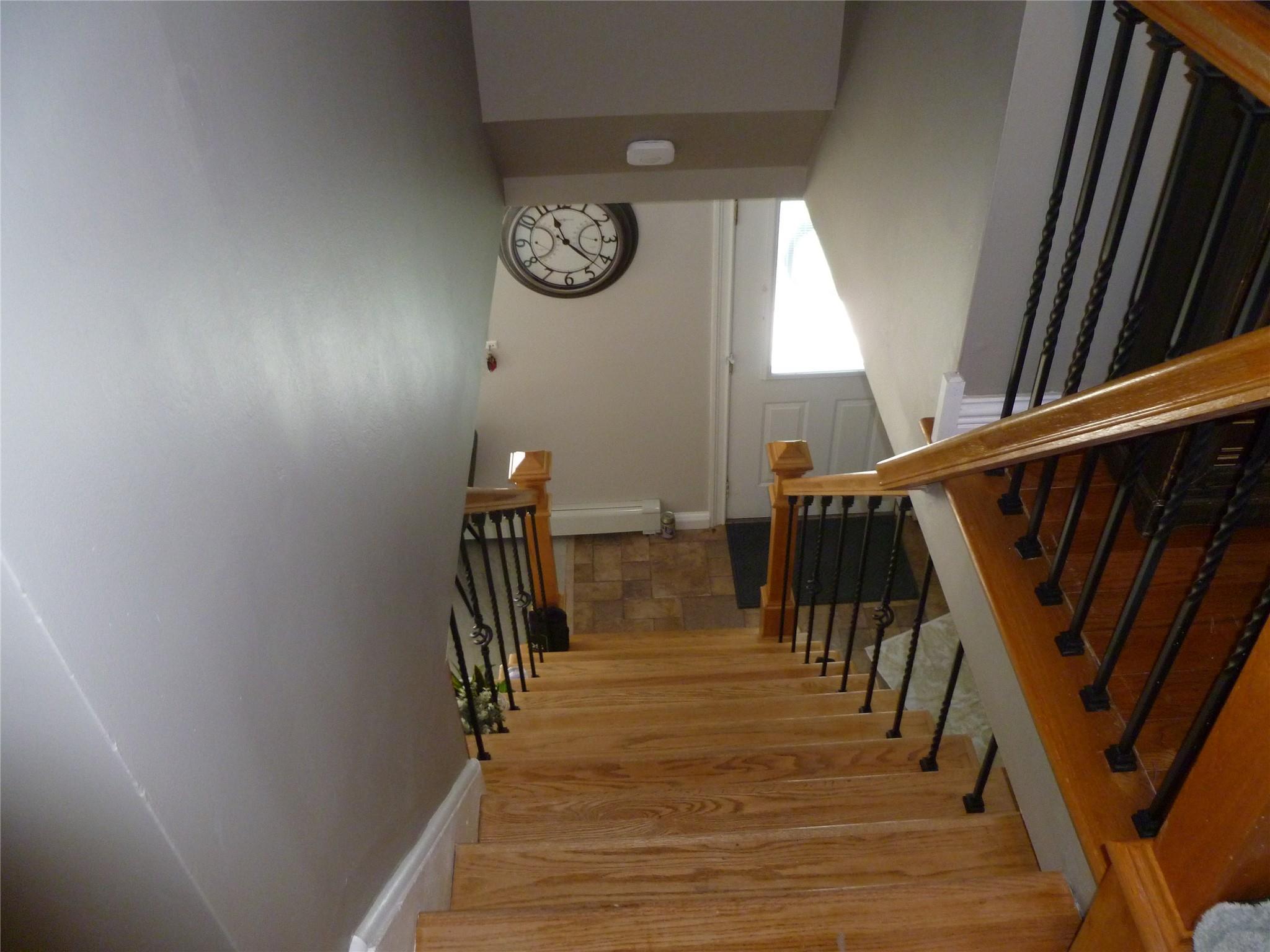 Single Family Crabtree  Nassau County, NY 11756, MLS-864658-10