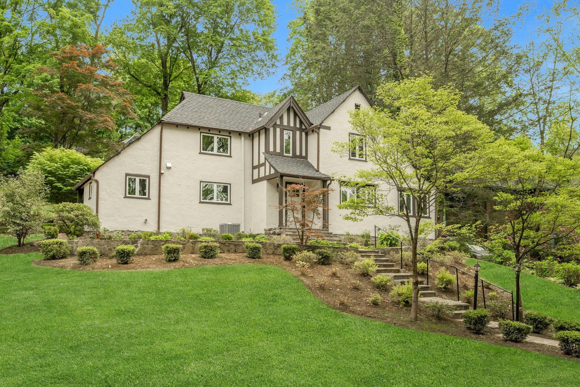 Single Family Glenside  Westchester County, NY 10514, MLS-864676-2