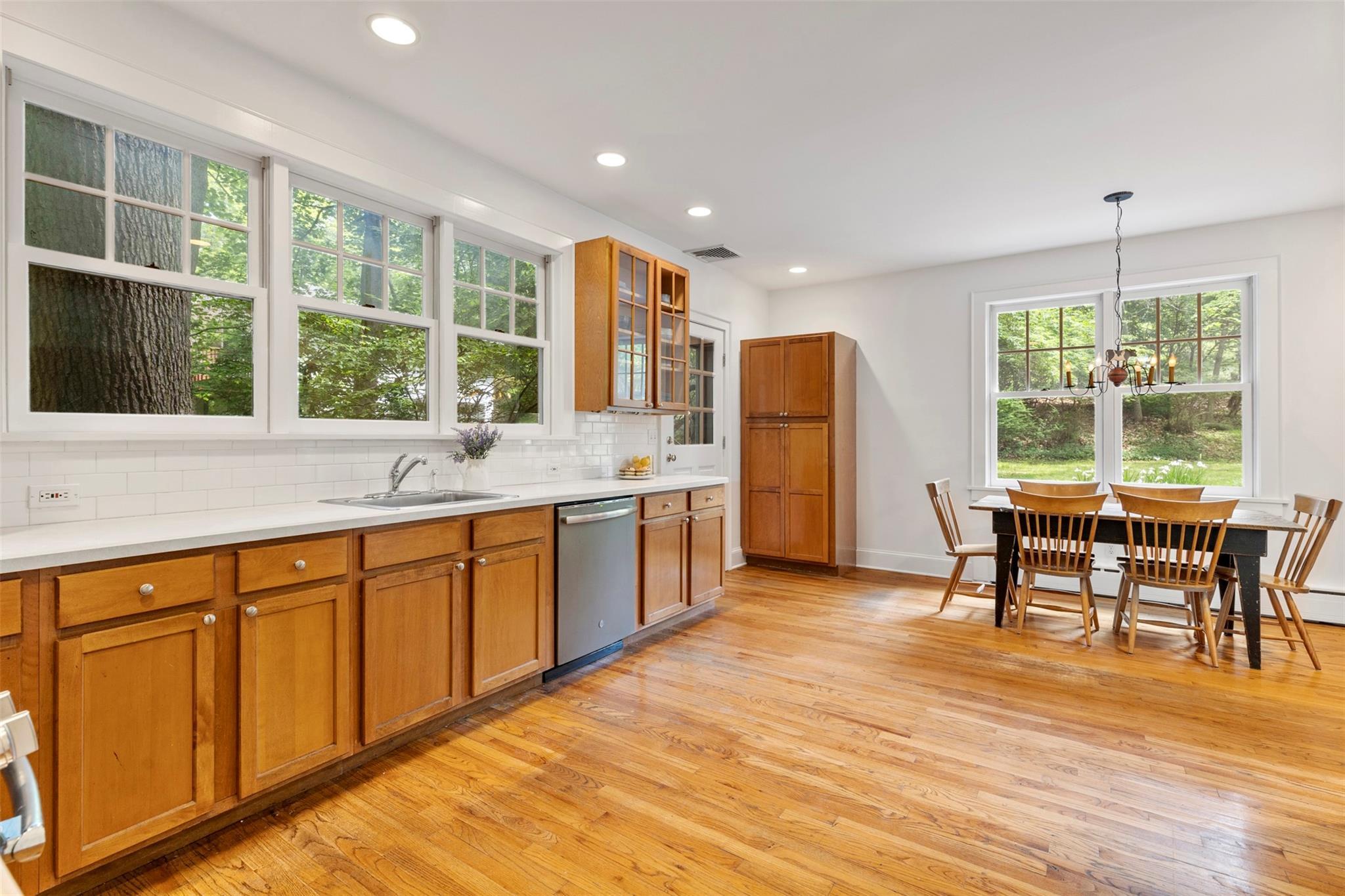 Single Family Ravine  Westchester County, NY 10706, MLS-864686-11