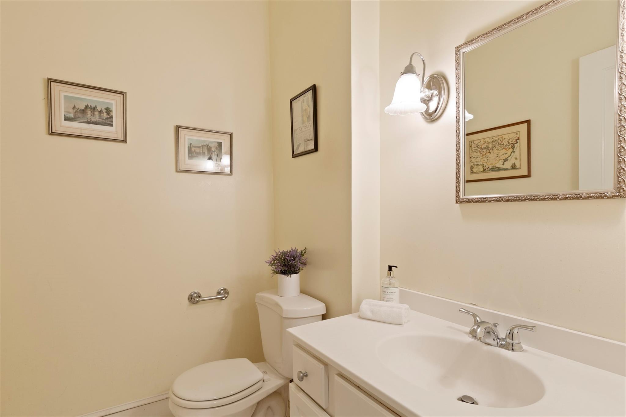 Single Family Ravine  Westchester County, NY 10706, MLS-864686-20
