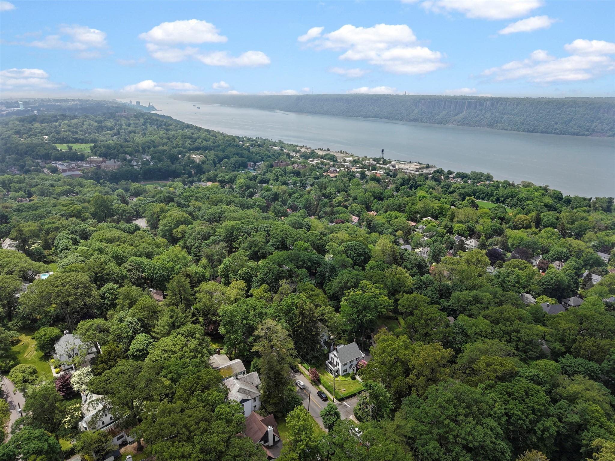 Single Family Ravine  Westchester County, NY 10706, MLS-864686-41