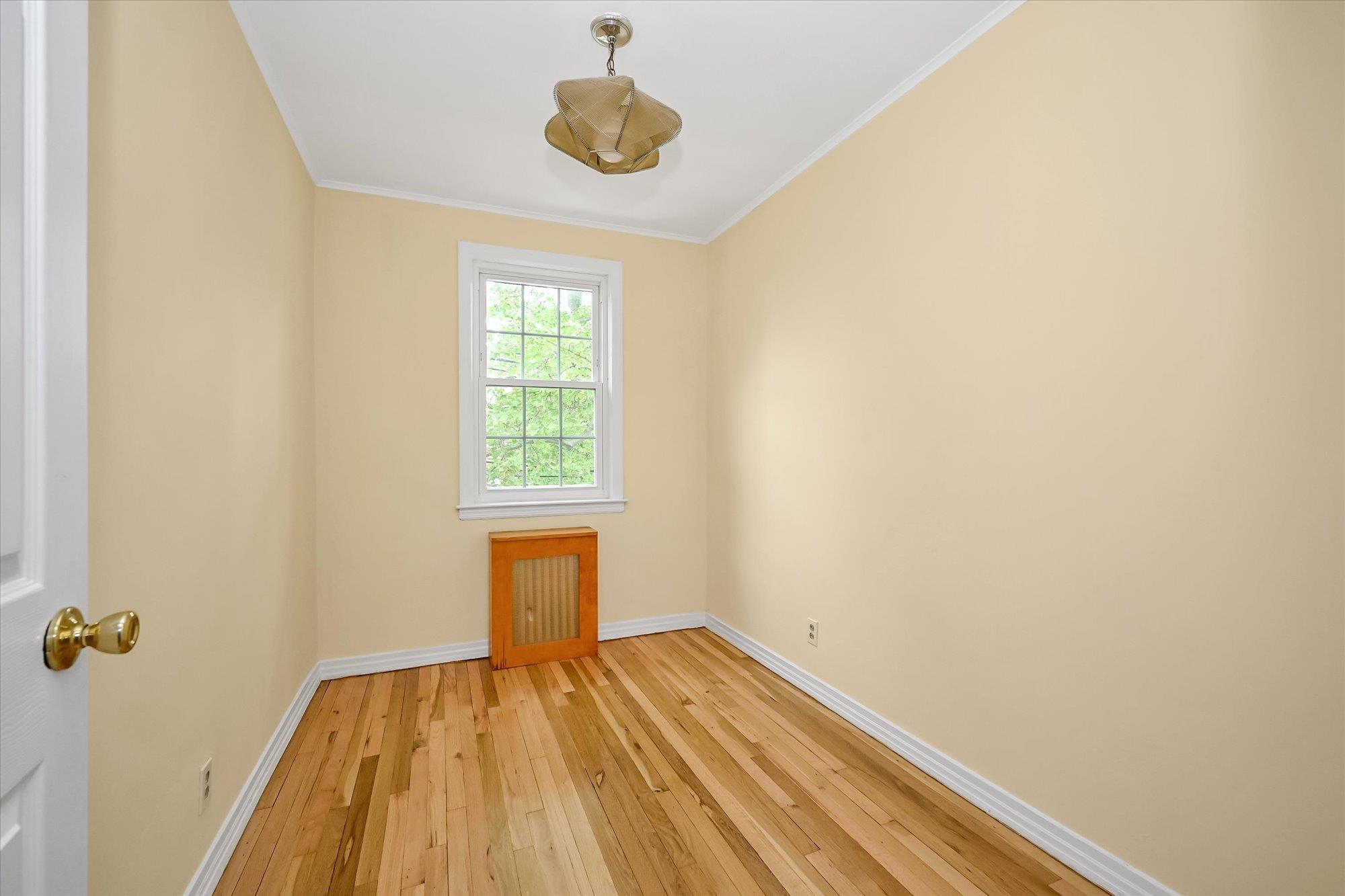 Single Family 150th  Queens, NY 11357, MLS-864721-12