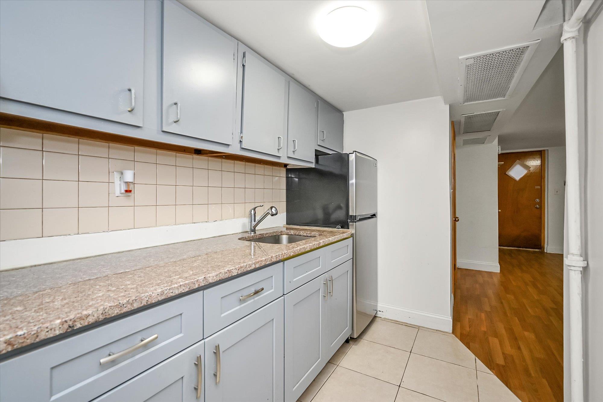Single Family 150th  Queens, NY 11357, MLS-864721-15
