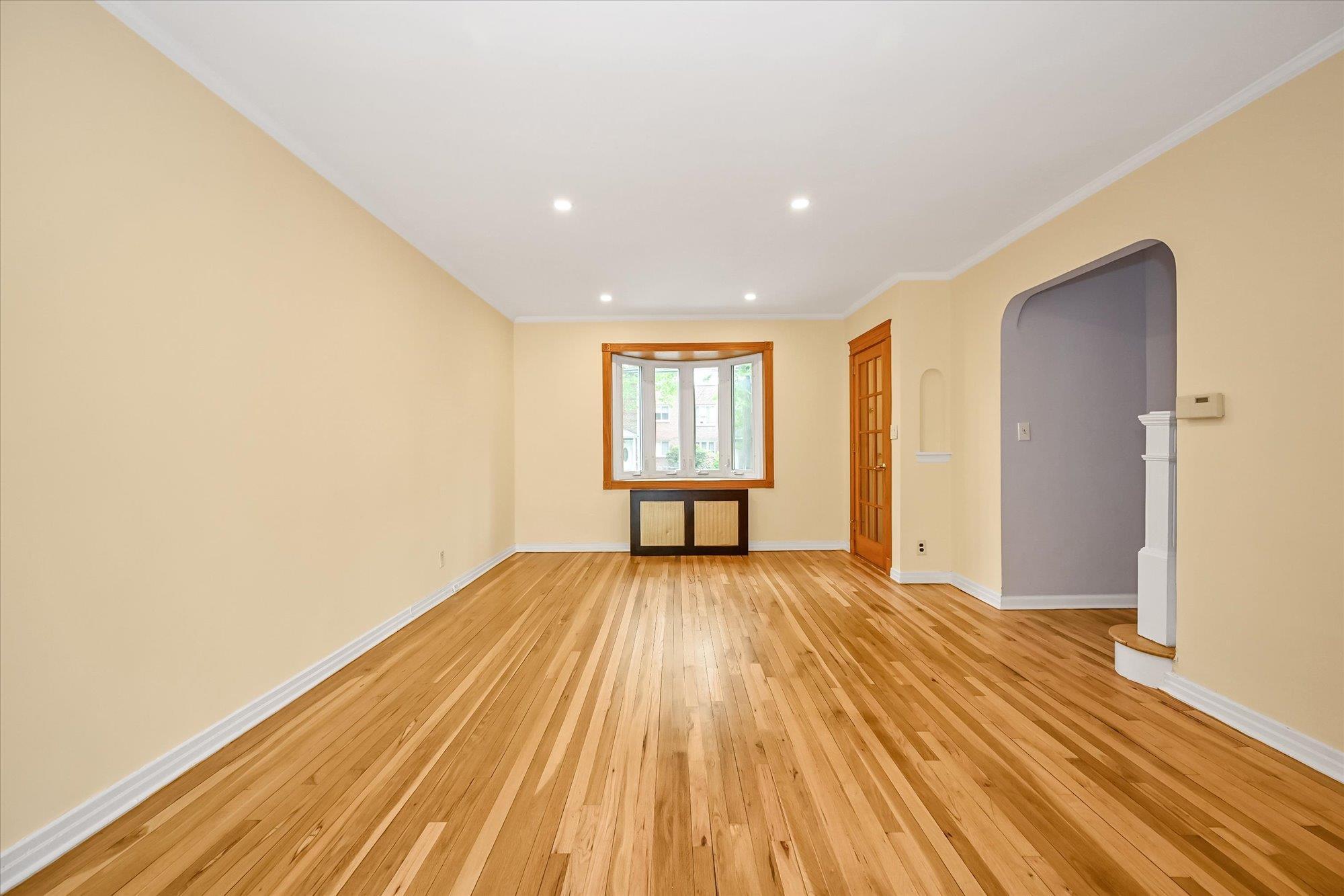 Single Family 150th  Queens, NY 11357, MLS-864721-2