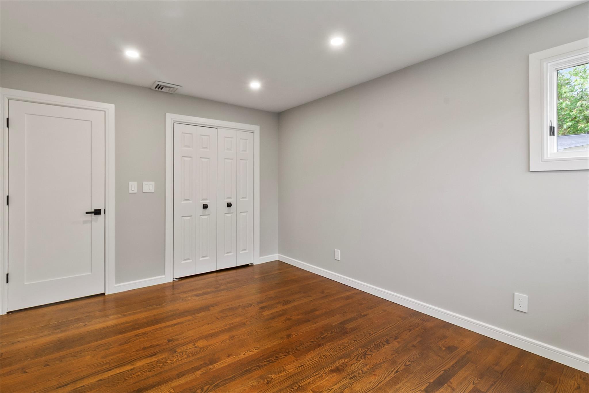 Single Family Harper  Westchester County, NY 10548, MLS-864728-8