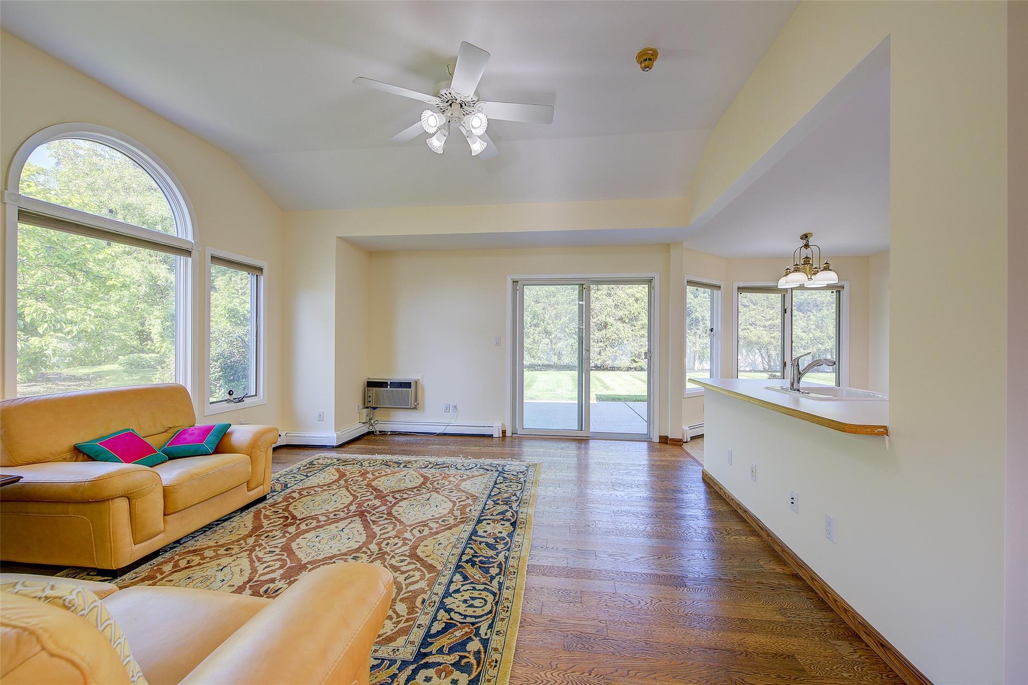 Single Family Shaker  Suffolk County, NY 11731, MLS-864738-24