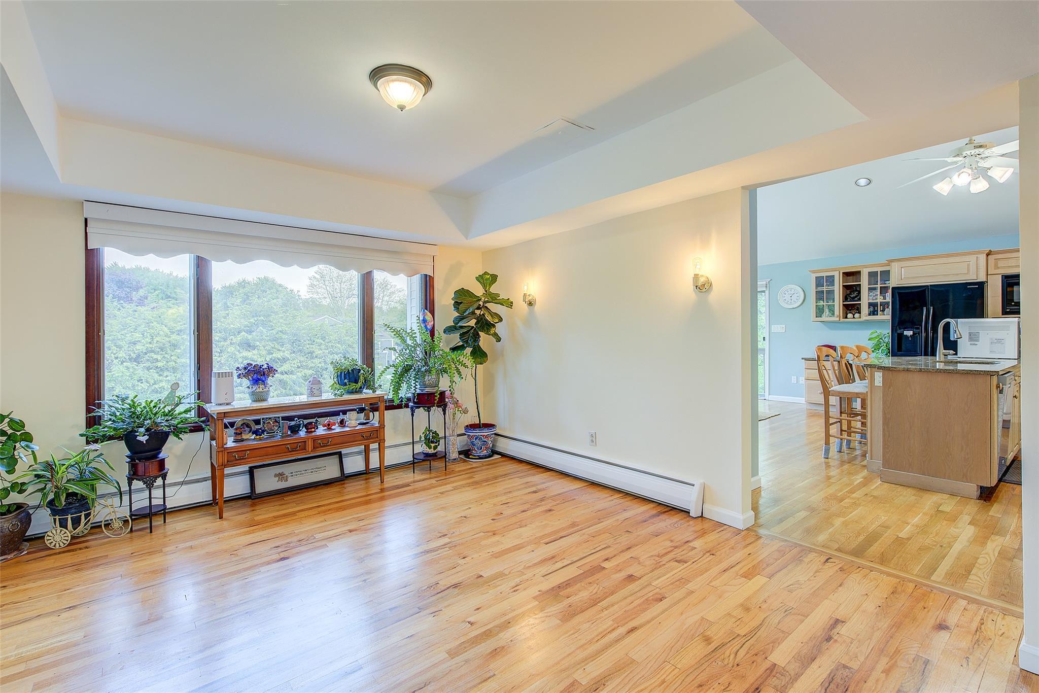 Single Family Shaker  Suffolk County, NY 11731, MLS-864738-3