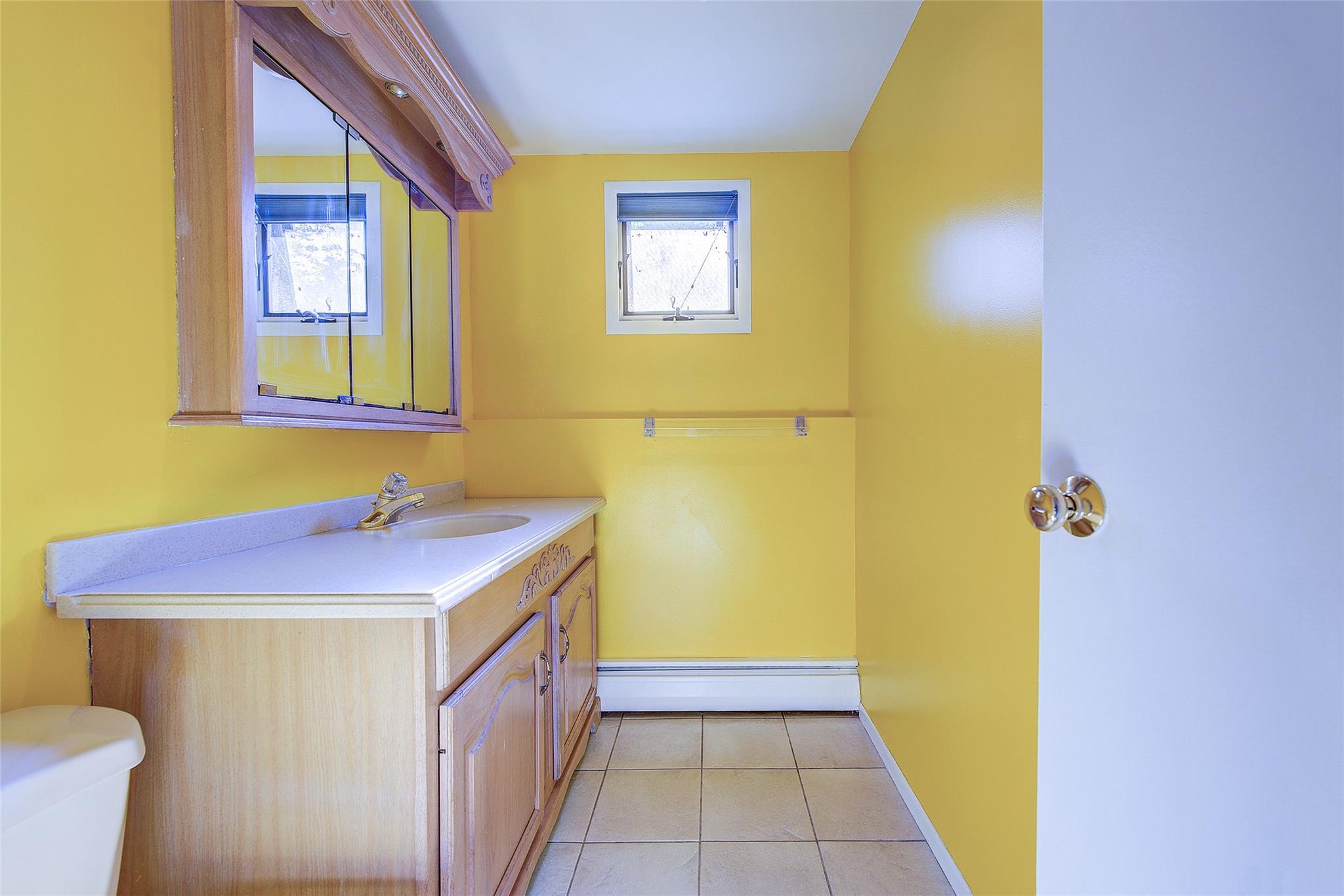 Single Family Shaker  Suffolk County, NY 11731, MLS-864738-30