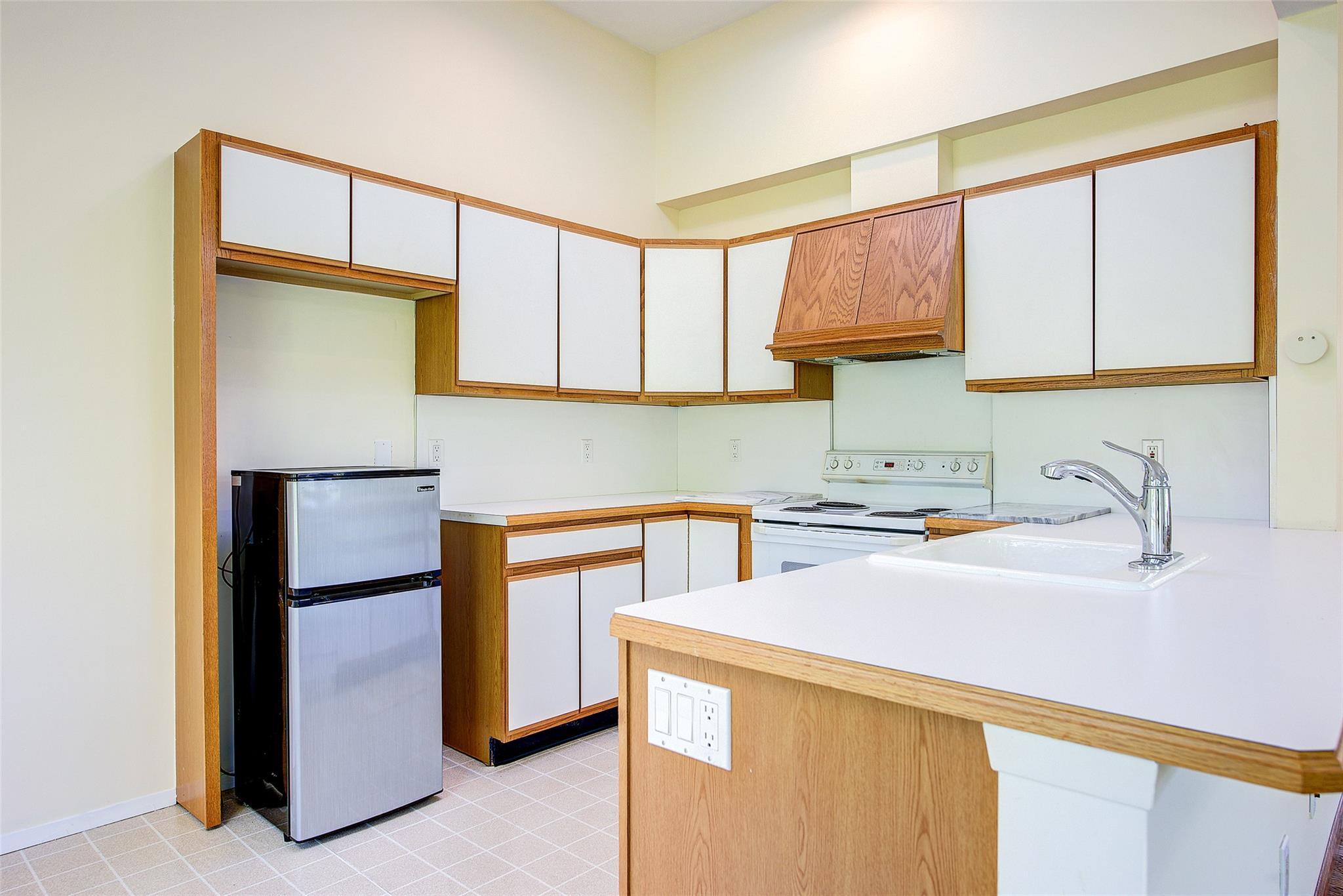 Single Family Shaker  Suffolk County, NY 11731, MLS-864738-39