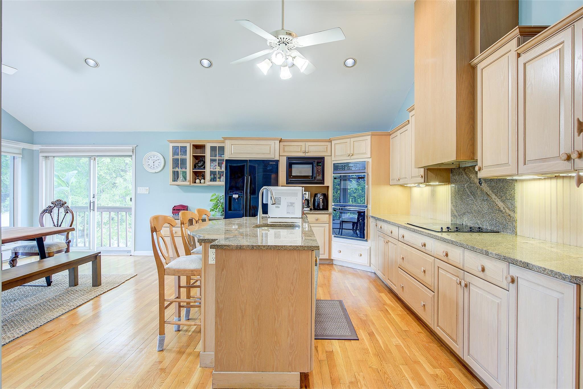 Single Family Shaker  Suffolk County, NY 11731, MLS-864738-6