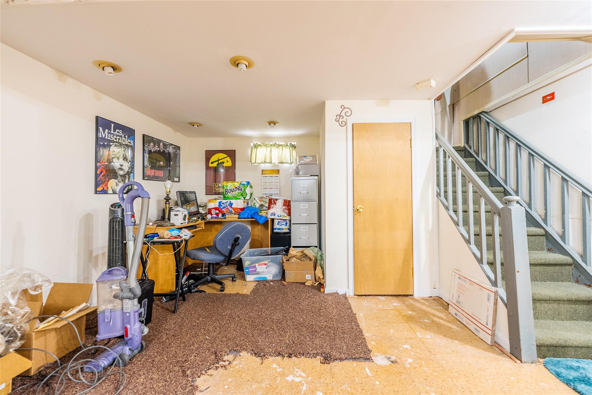 Single Family Pidgeon Meadow  Queens, NY 11365, MLS-864742-25