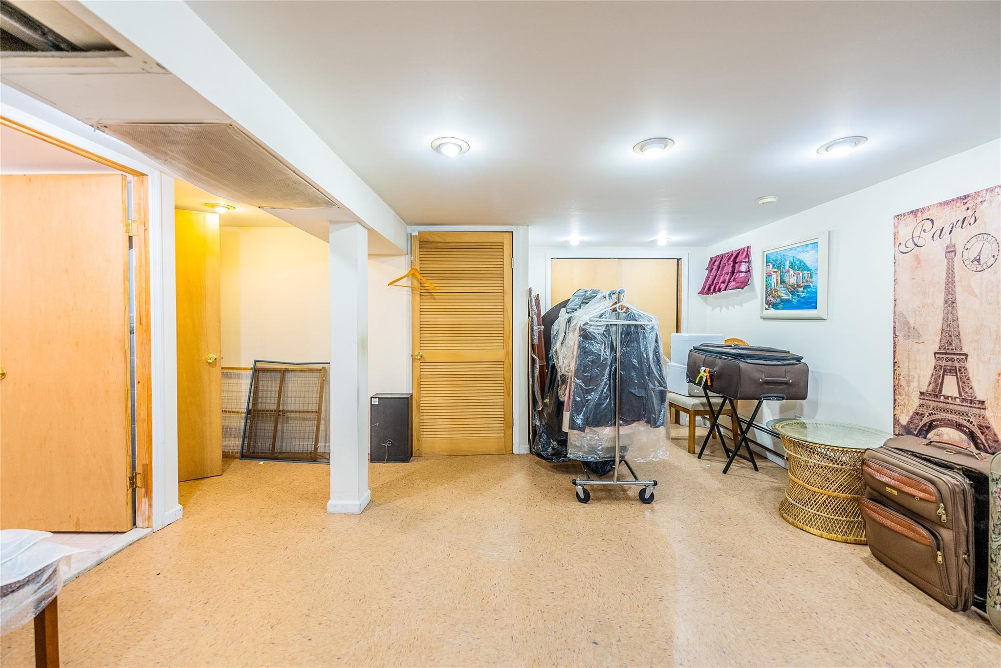 Single Family Pidgeon Meadow  Queens, NY 11365, MLS-864742-26