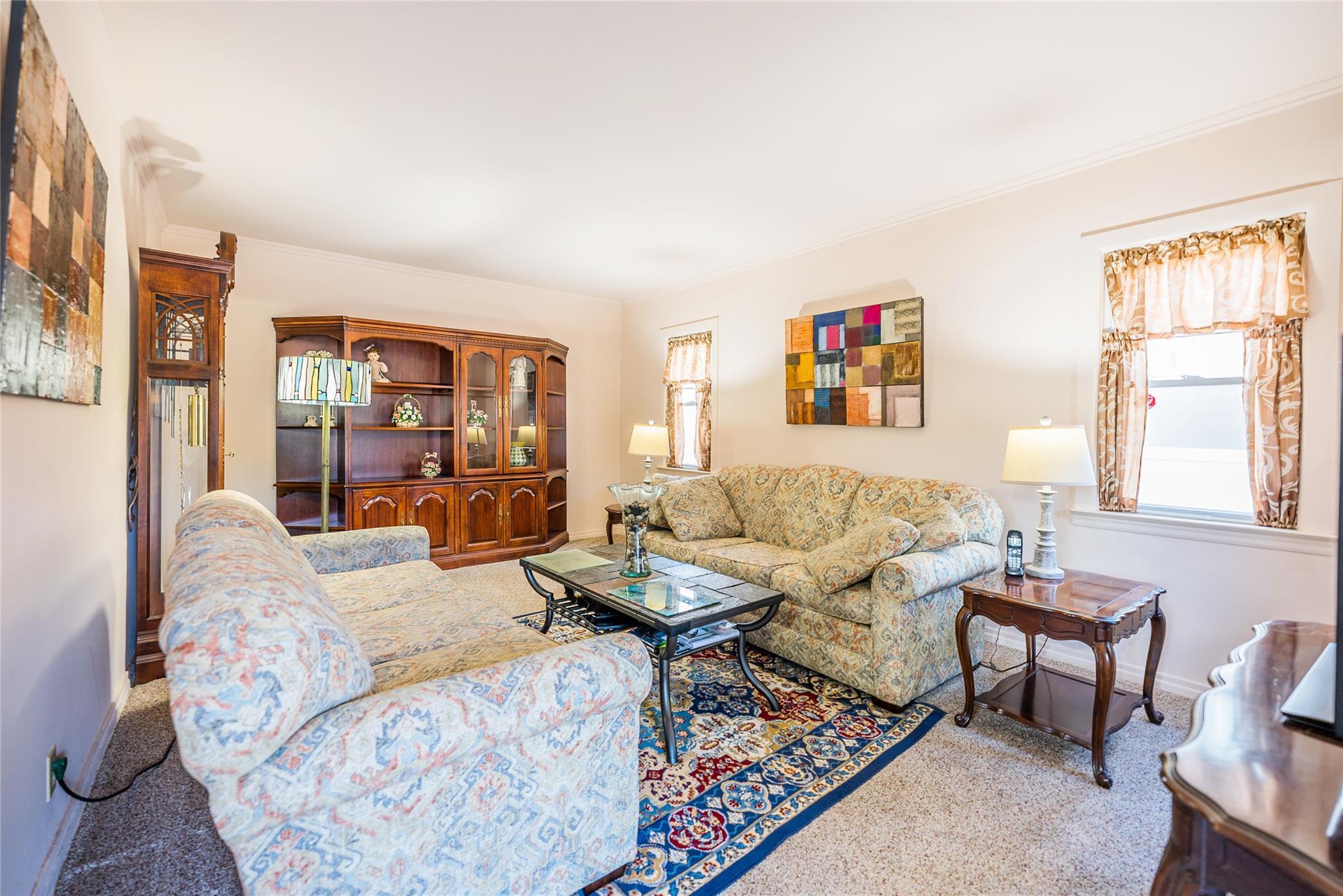 Single Family Pidgeon Meadow  Queens, NY 11365, MLS-864742-3