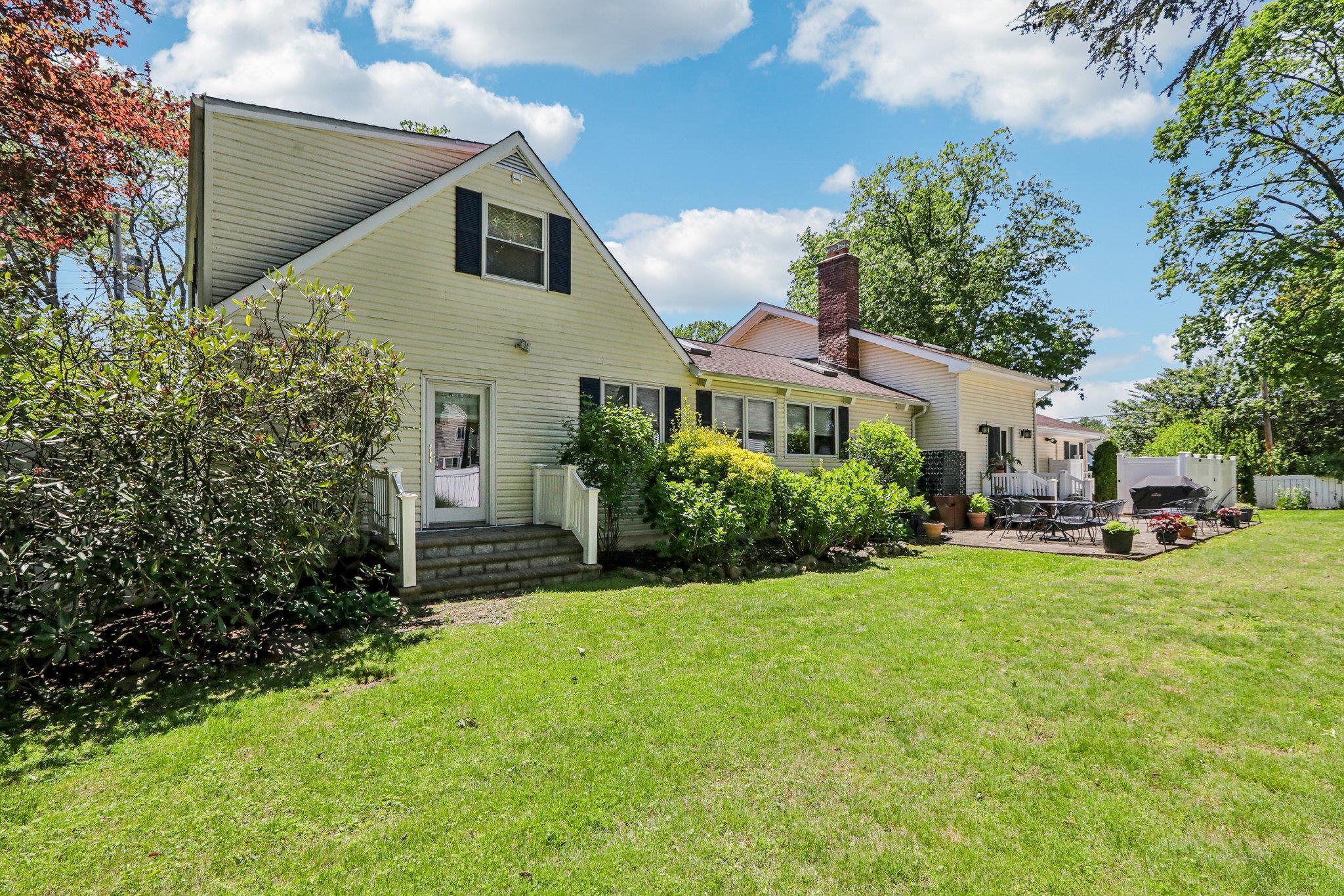 Single Family Meadowood  Westchester County, NY 10804, MLS-864746-34