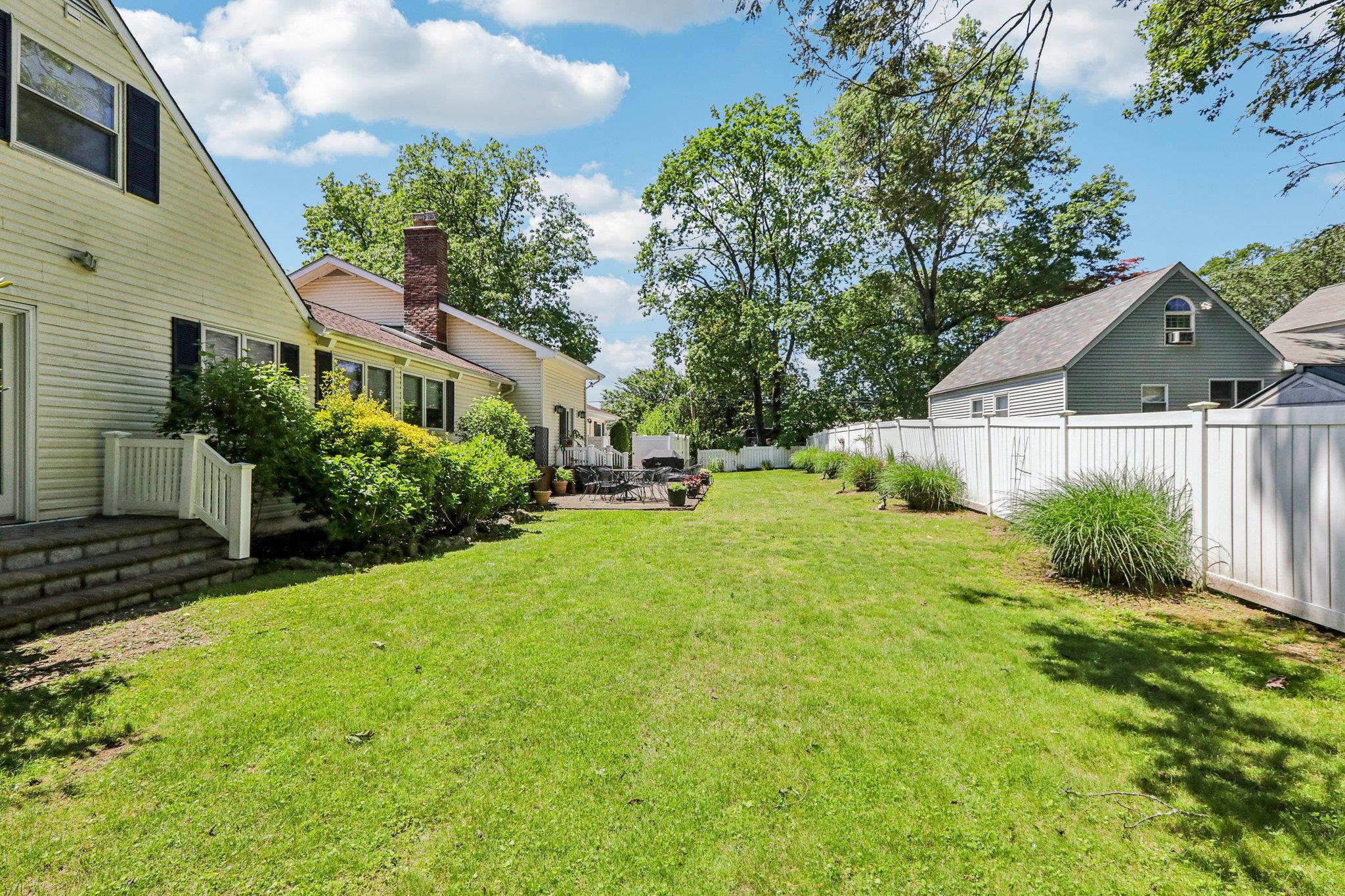 Single Family Meadowood  Westchester County, NY 10804, MLS-864746-35
