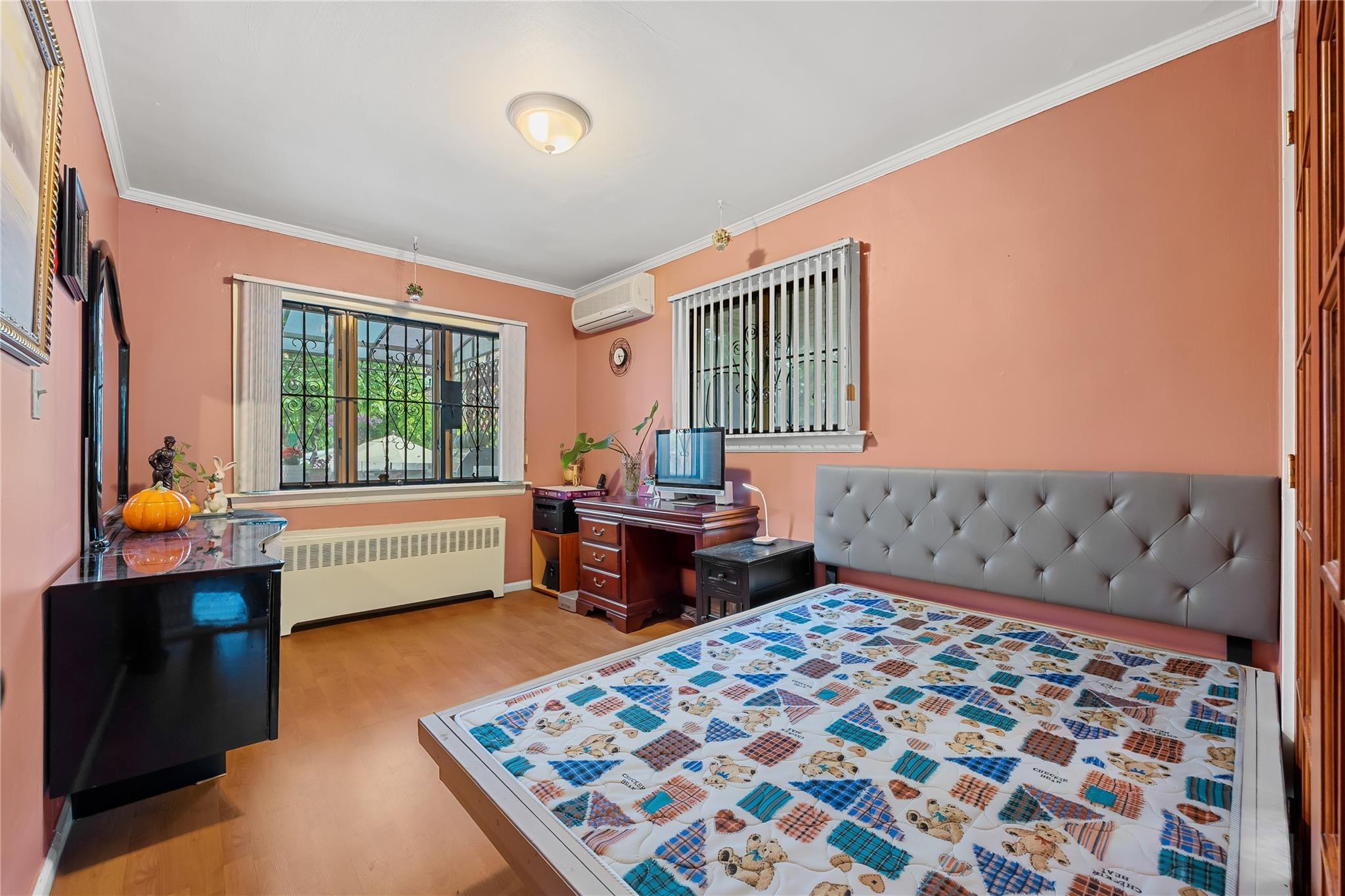 Single Family Starr  Queens, NY 11385, MLS-864748-10