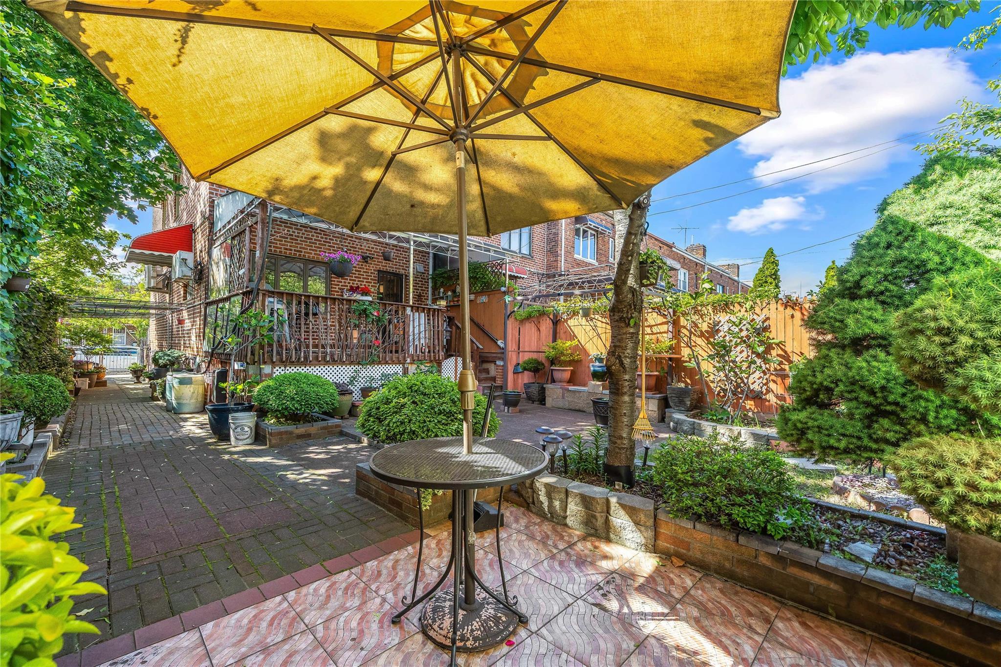 Single Family Starr  Queens, NY 11385, MLS-864748-14