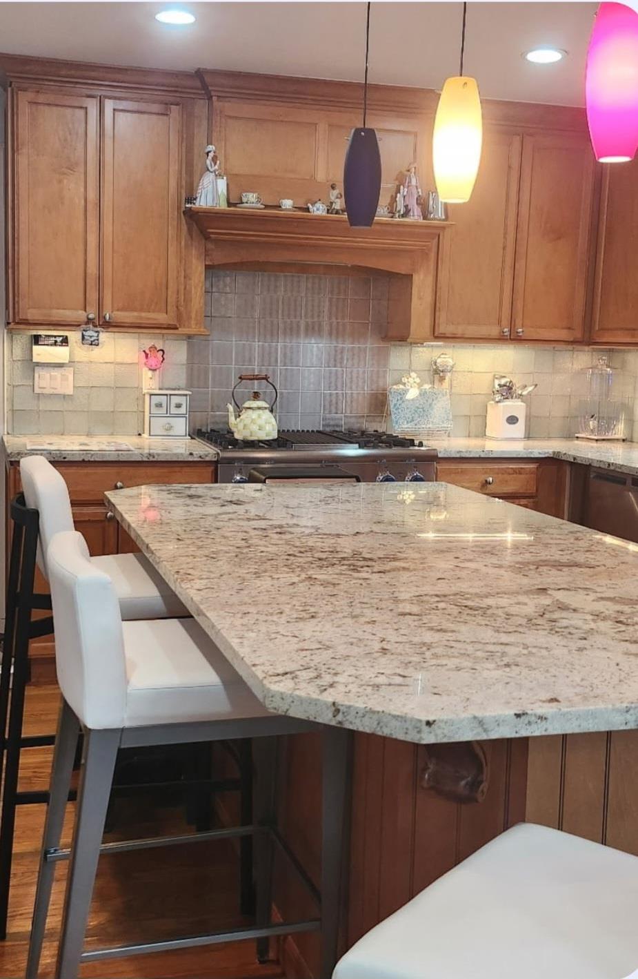 Single Family Knollwood  Westchester County, NY 10709, MLS-864753-16