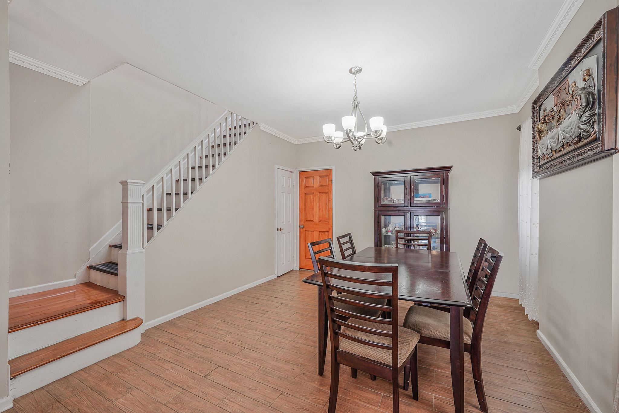 Single Family 69th  Queens, NY 11385, MLS-864755-10