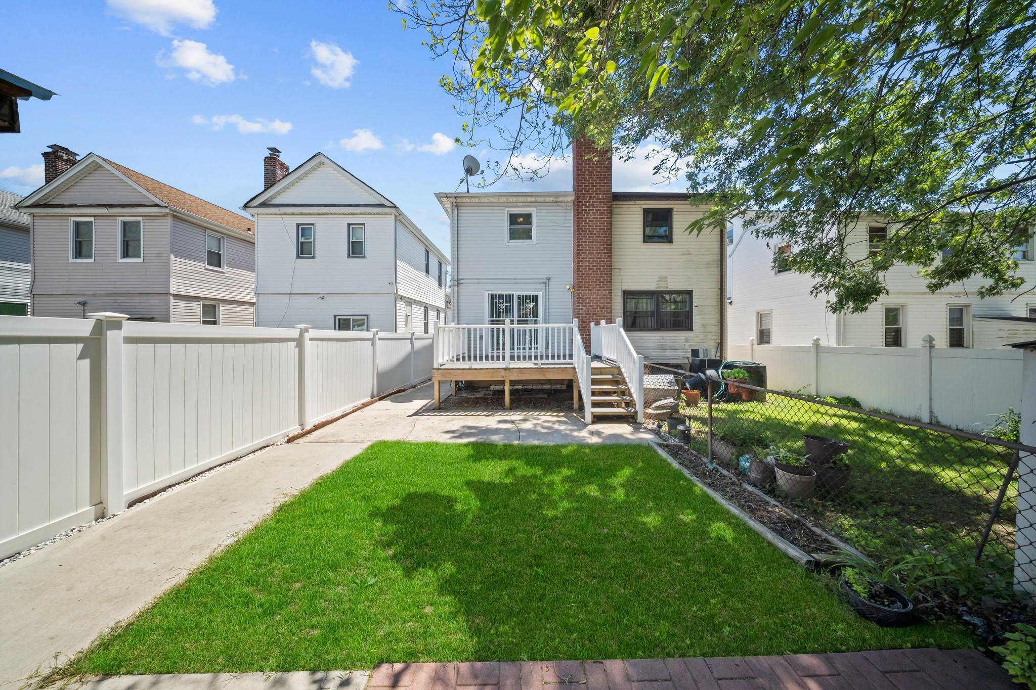 Single Family 130th  Queens, NY 11434, MLS-864761-23