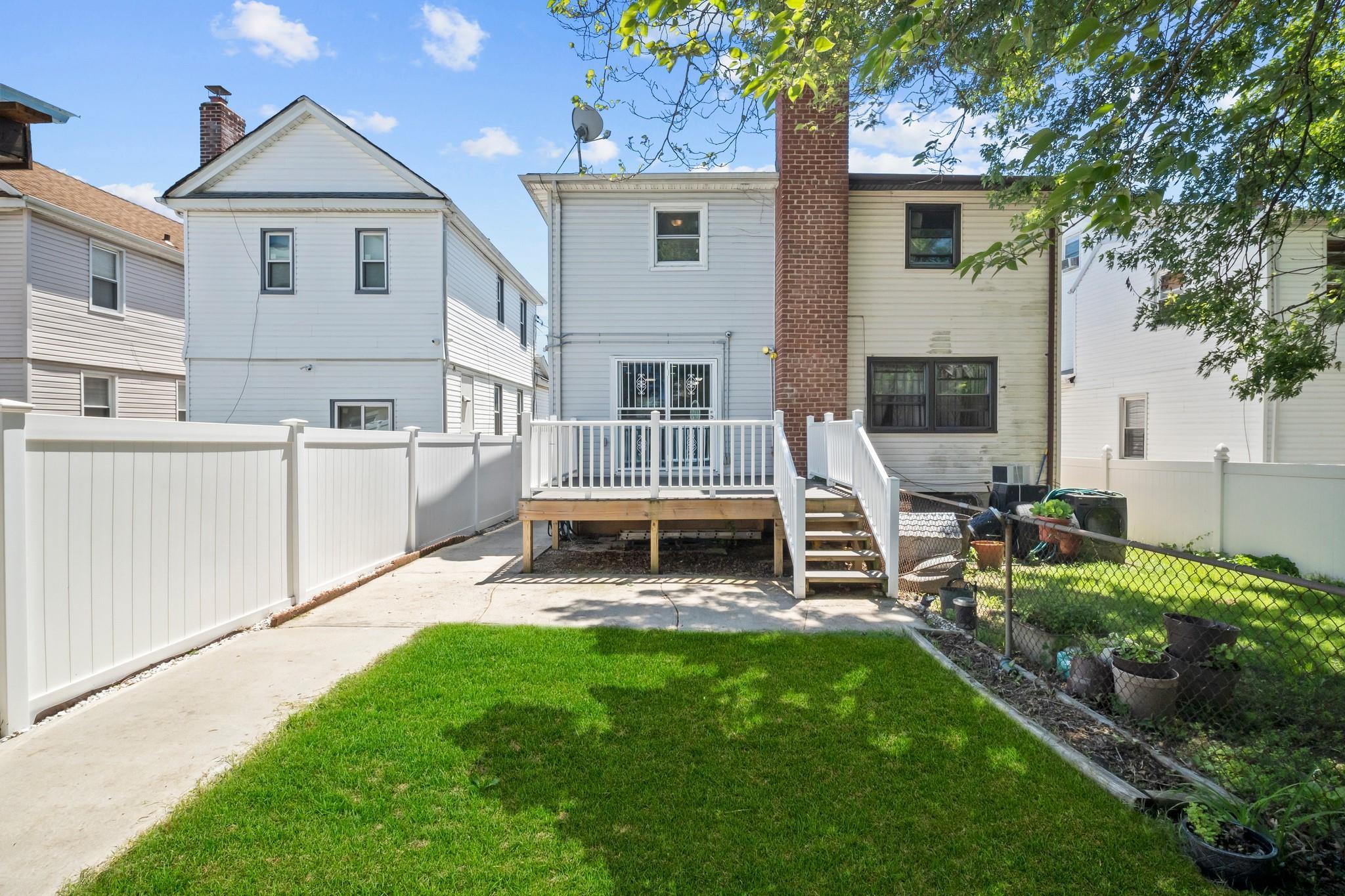 Single Family 130th  Queens, NY 11434, MLS-864761-24