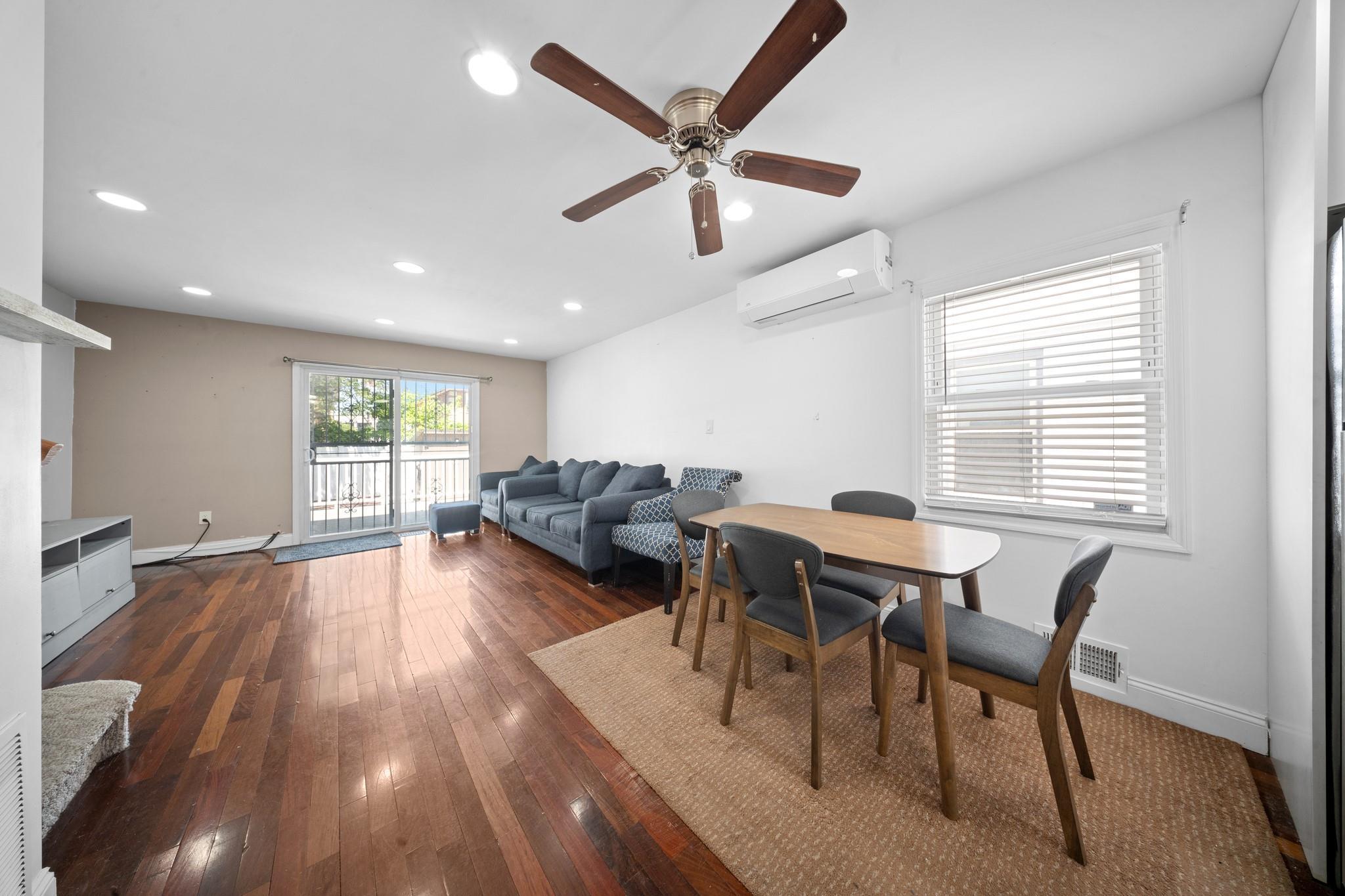 Single Family 130th  Queens, NY 11434, MLS-864761-6
