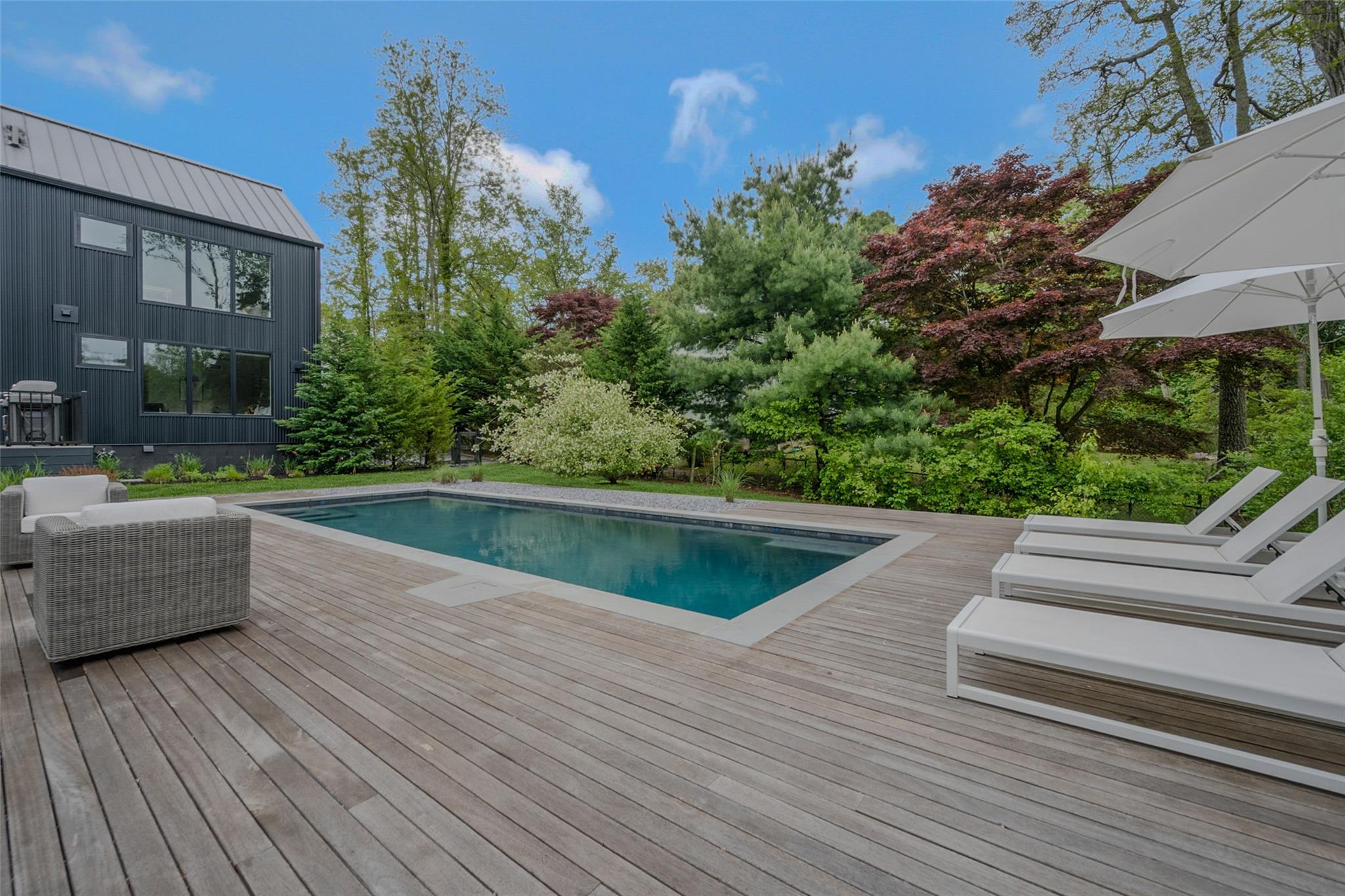 Single Family Robin  Suffolk County, NY 11964, MLS-864763-28