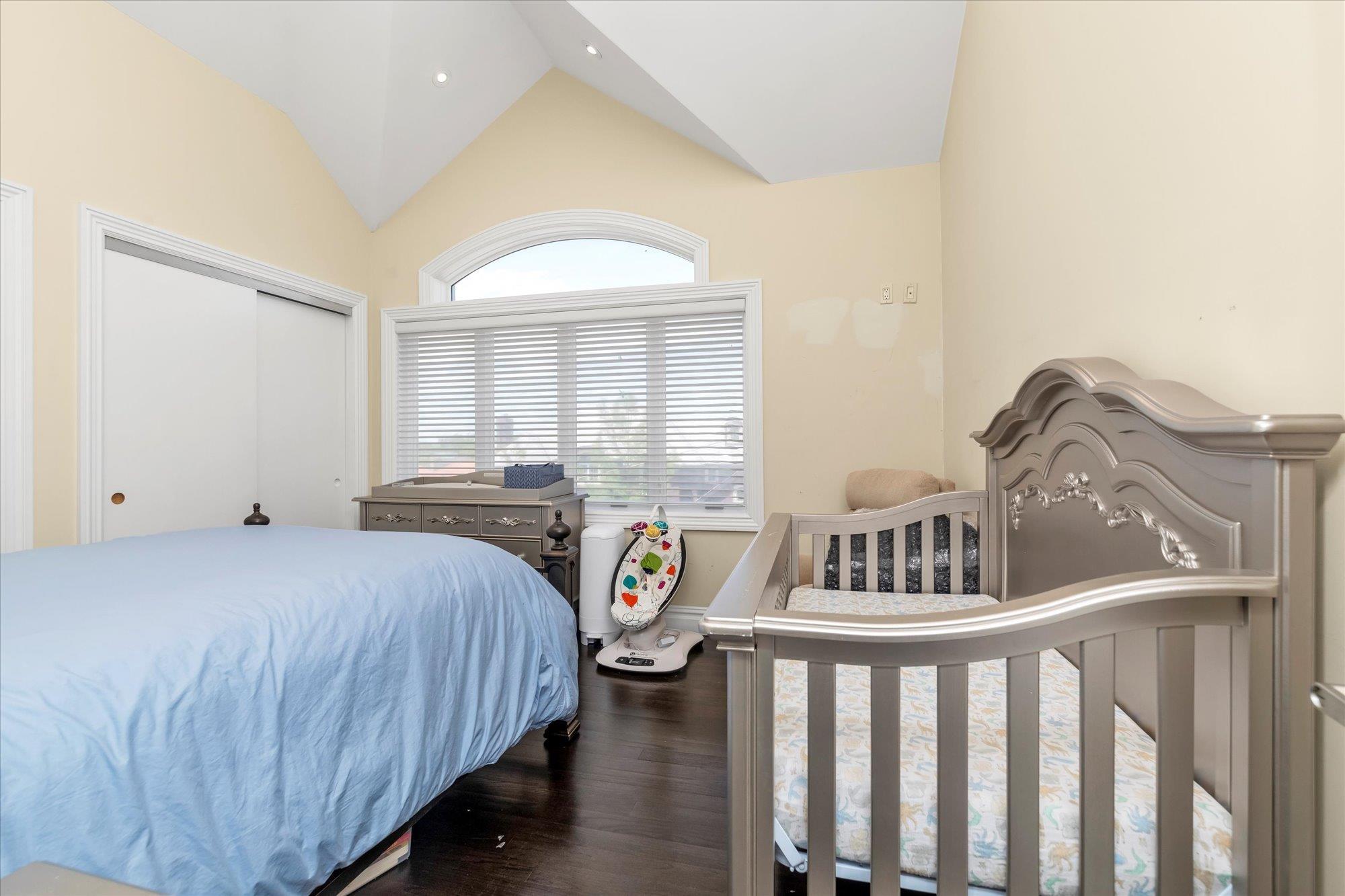 Single Family 13th  Queens, NY 11357, MLS-864780-14