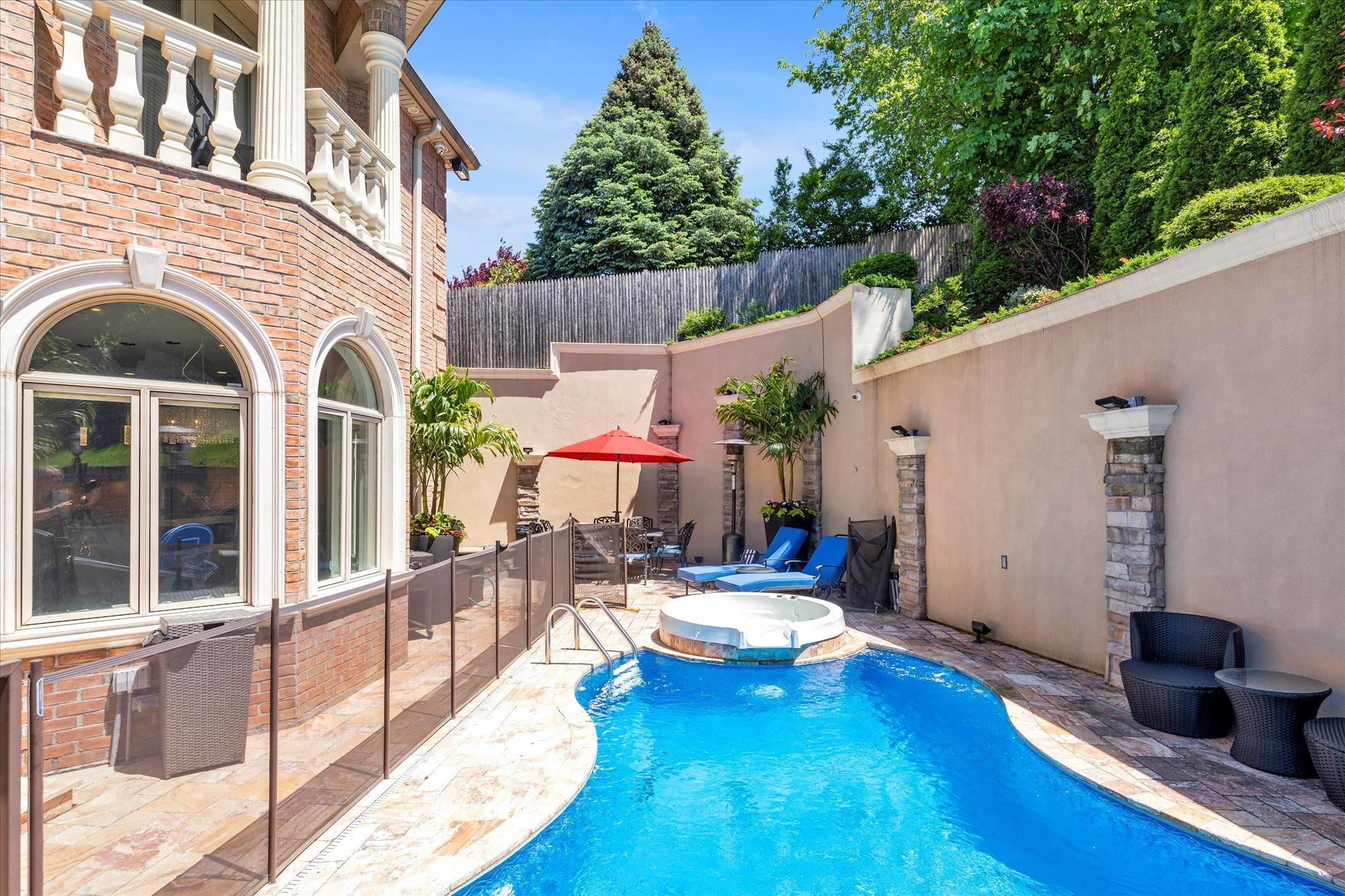 Single Family 13th  Queens, NY 11357, MLS-864780-18
