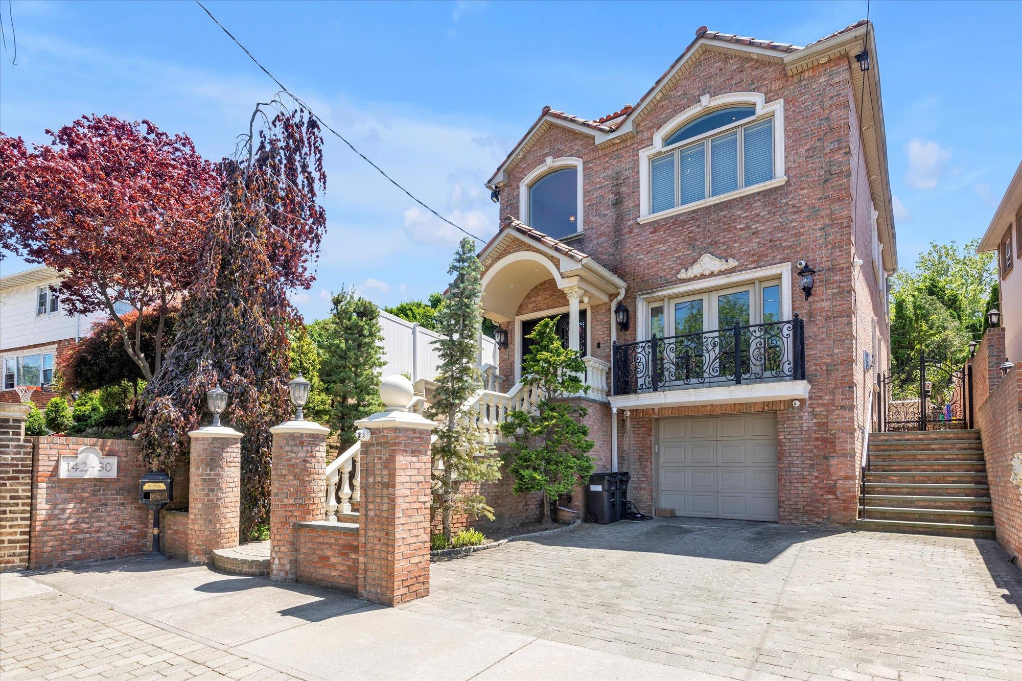 Single Family 13th  Queens, NY 11357, MLS-864780-20